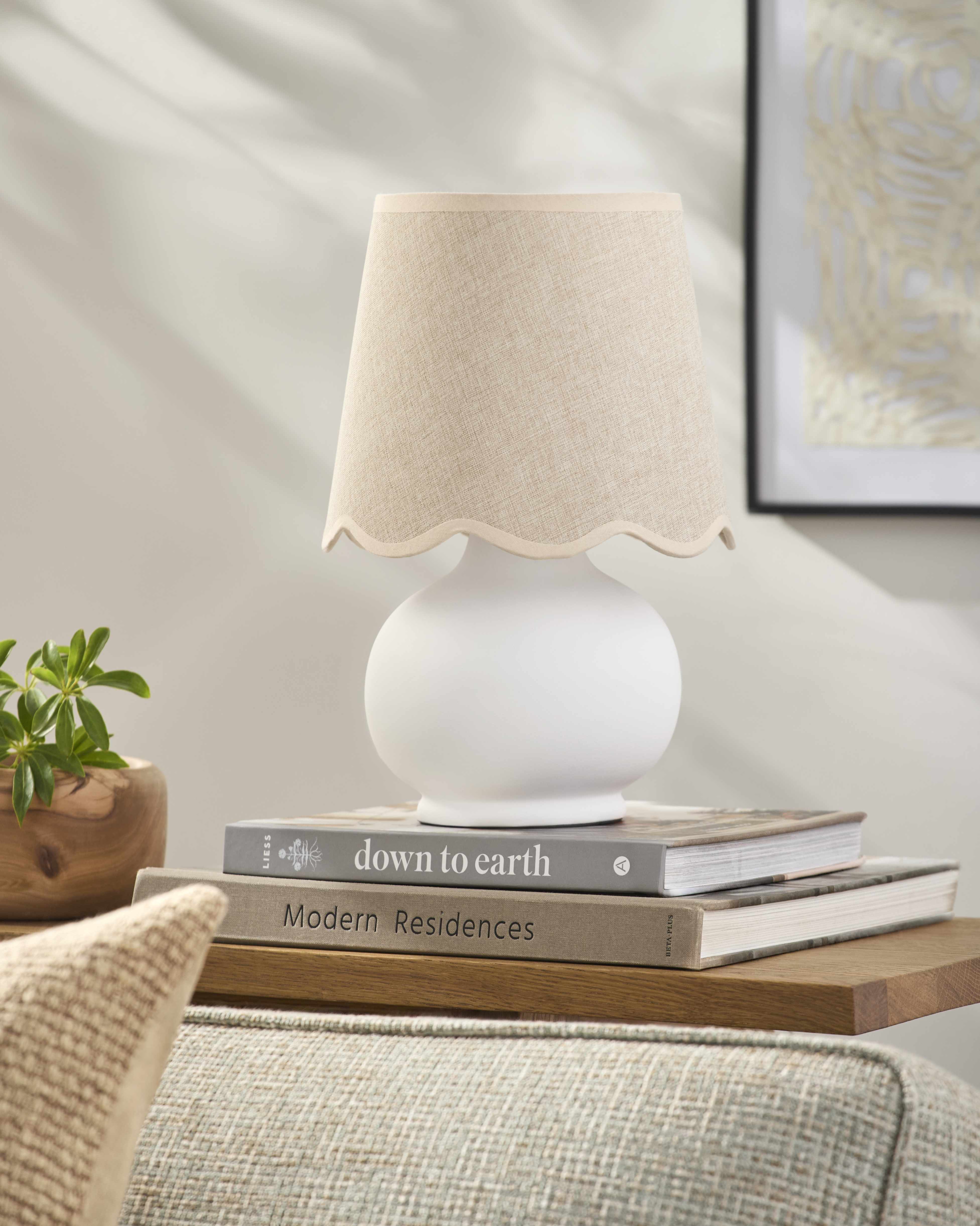 Theisseil Table Lamp-0