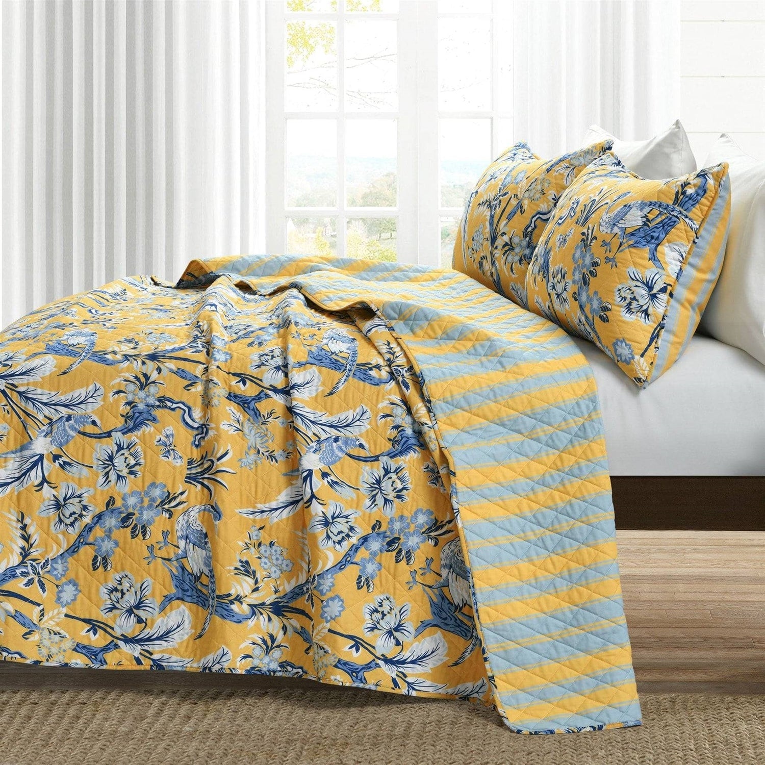 King Size Lightweight Peacocks Polyester Quilt Set Yellow Blue-1