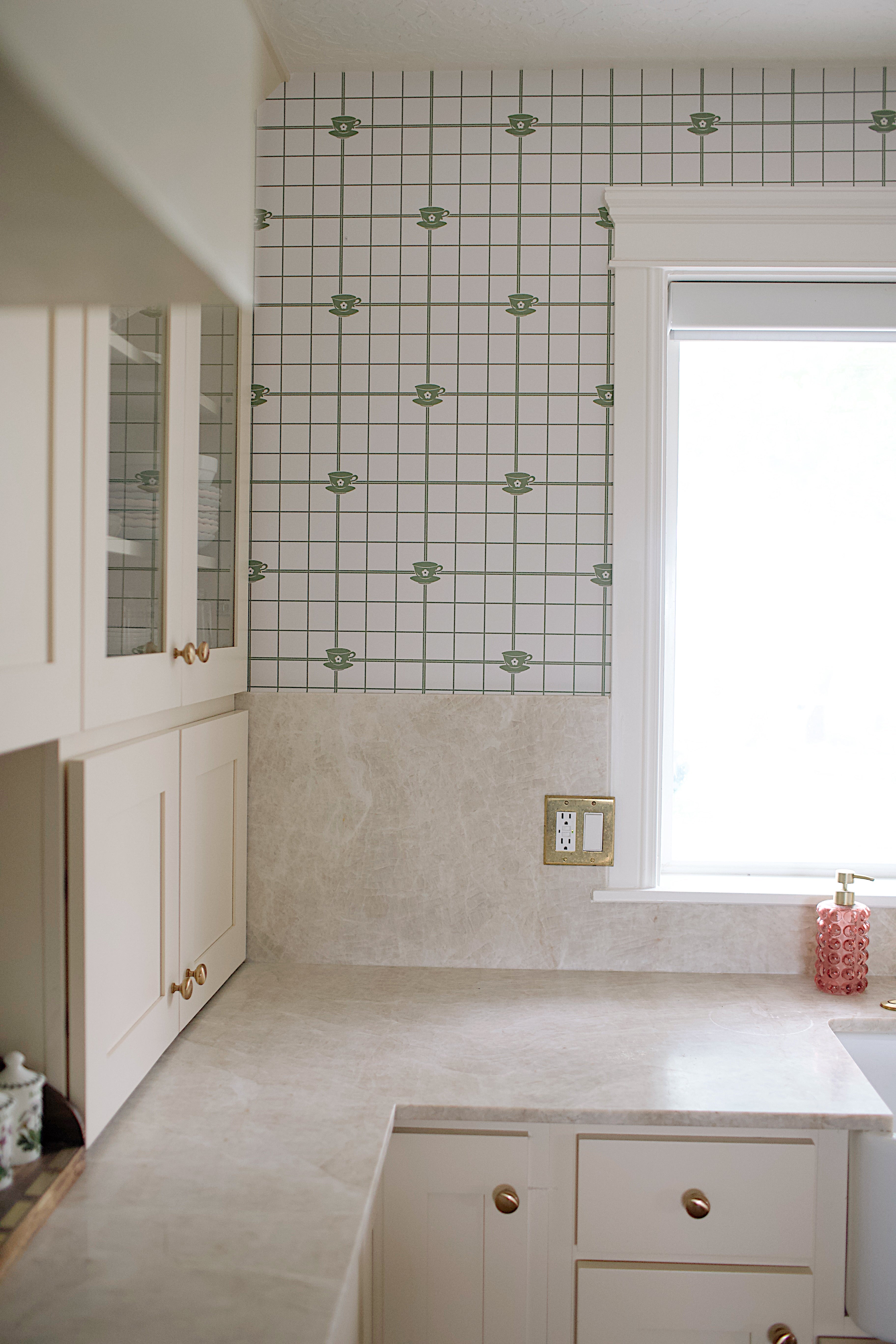 Peggy Wallpaper by Jensen Lang x Aubrey Fairchild