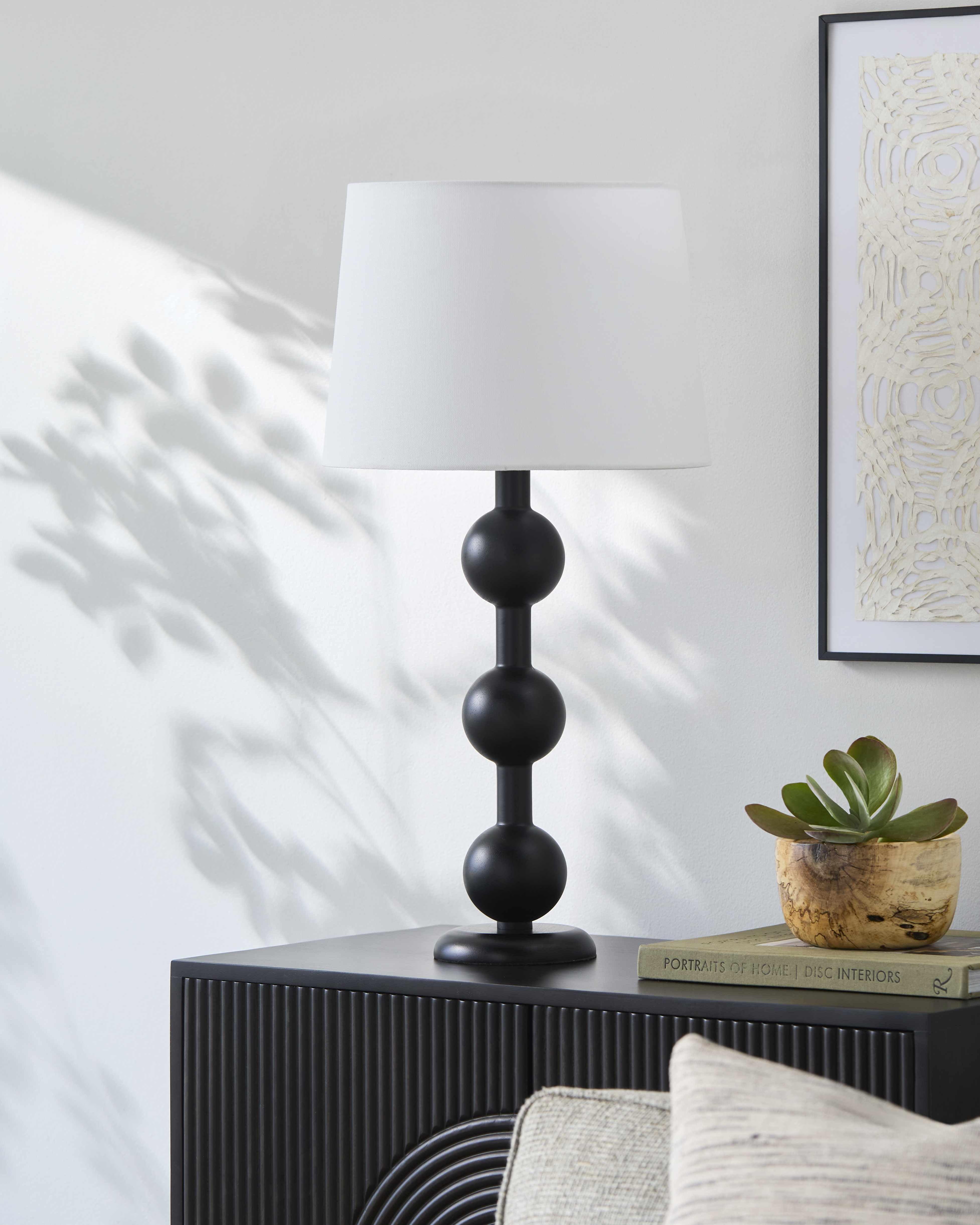 Vitulazio Table Lamp - PRHOMZ
