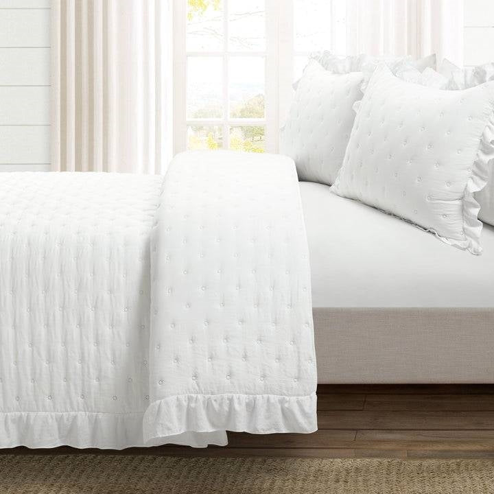 Full/Queen Lightweight White Ruffle Reversible Oversized 3 Piece Quilt Set-1