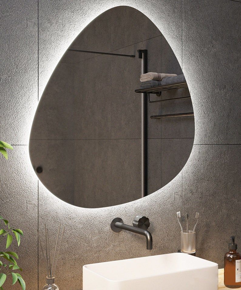 Salda Irregular Aesthetic Bahtroom Mirror