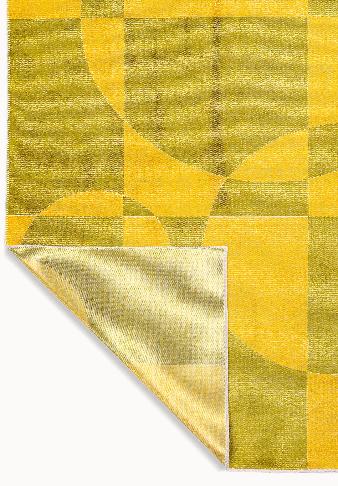 Antique Yellow Toned Rug - Vintage Warm Area Rug | Alpken