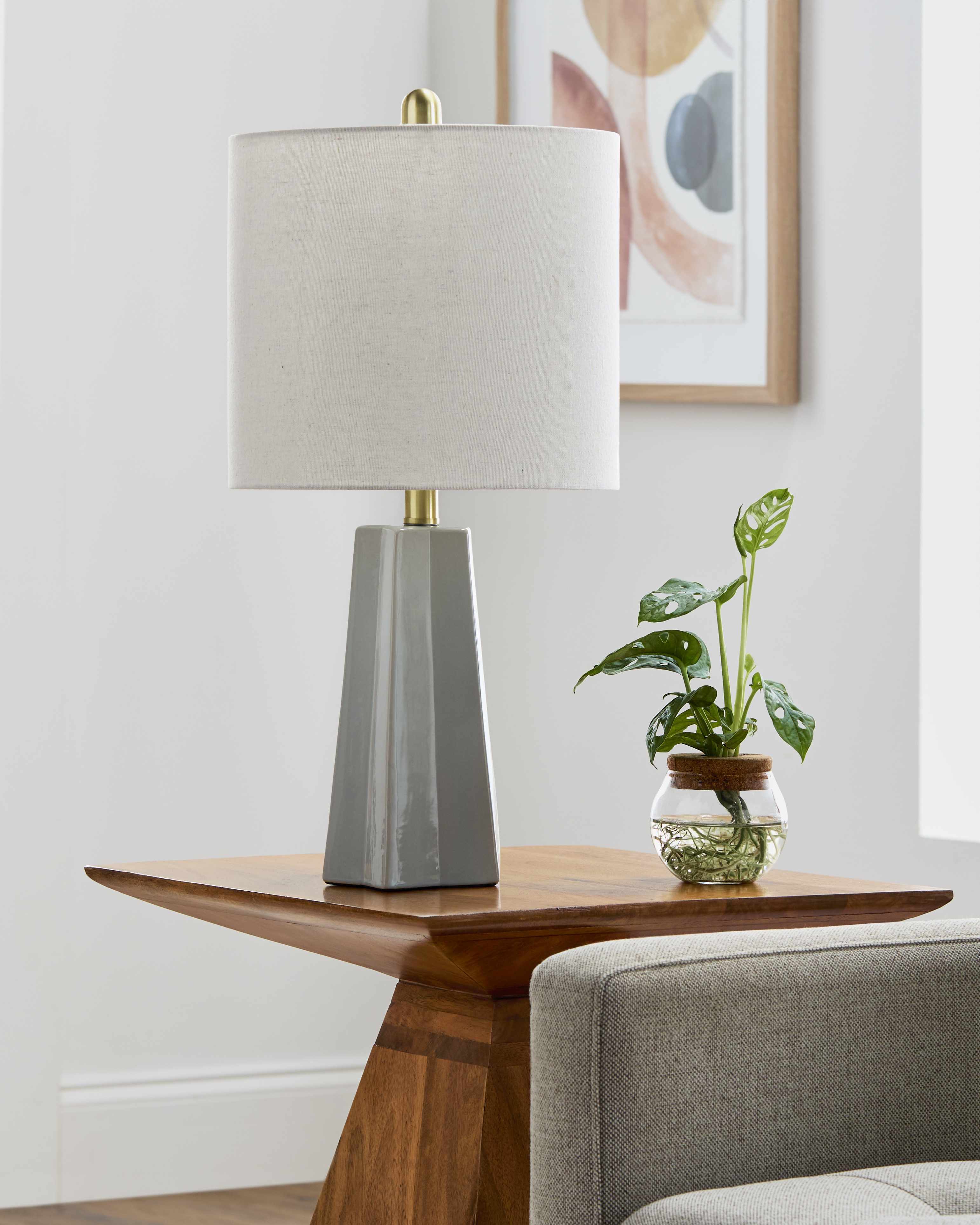 Yubileyny Table Lamp-4