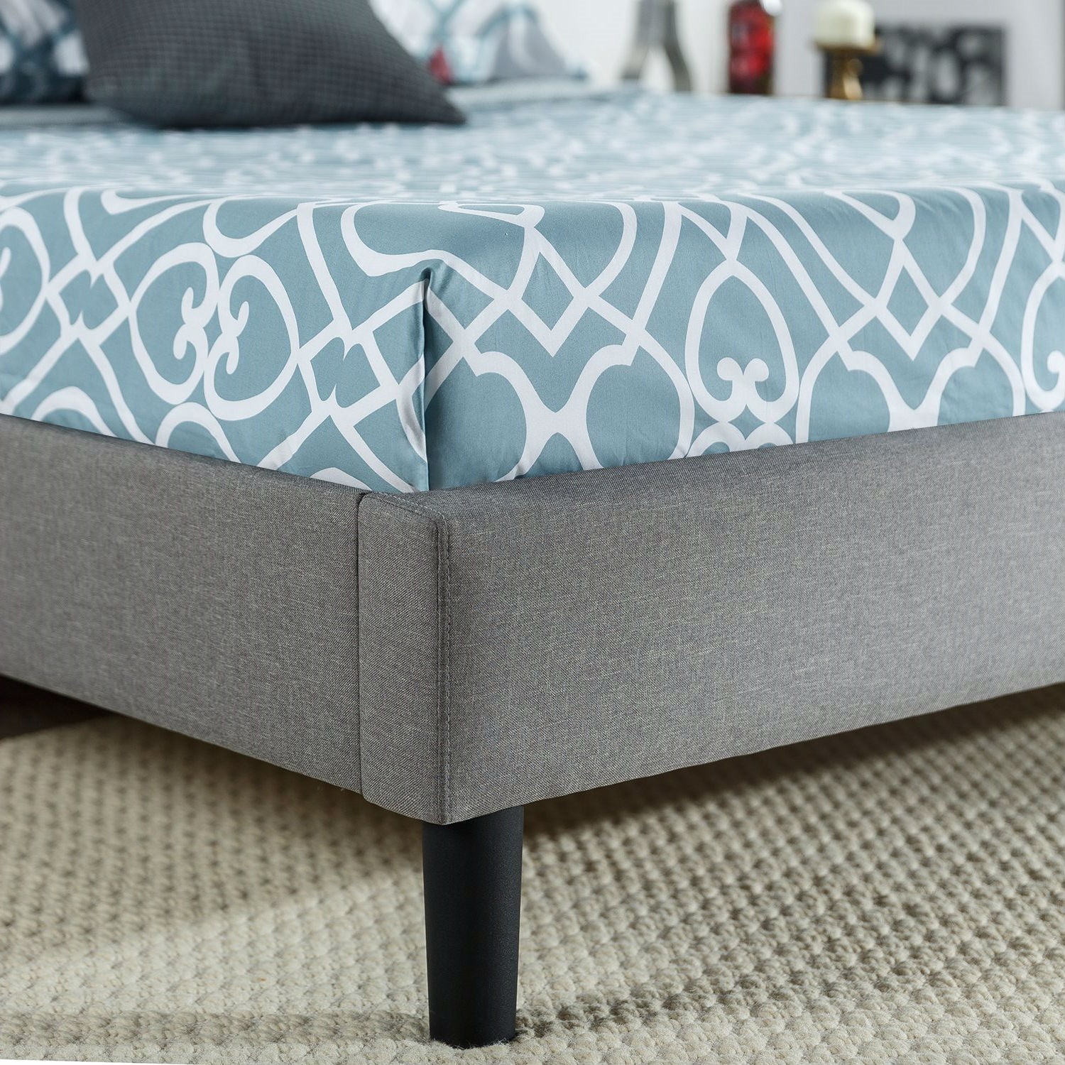 King size Grey Upholstered Platform Bed with Classic Button Tufted Headboard-3