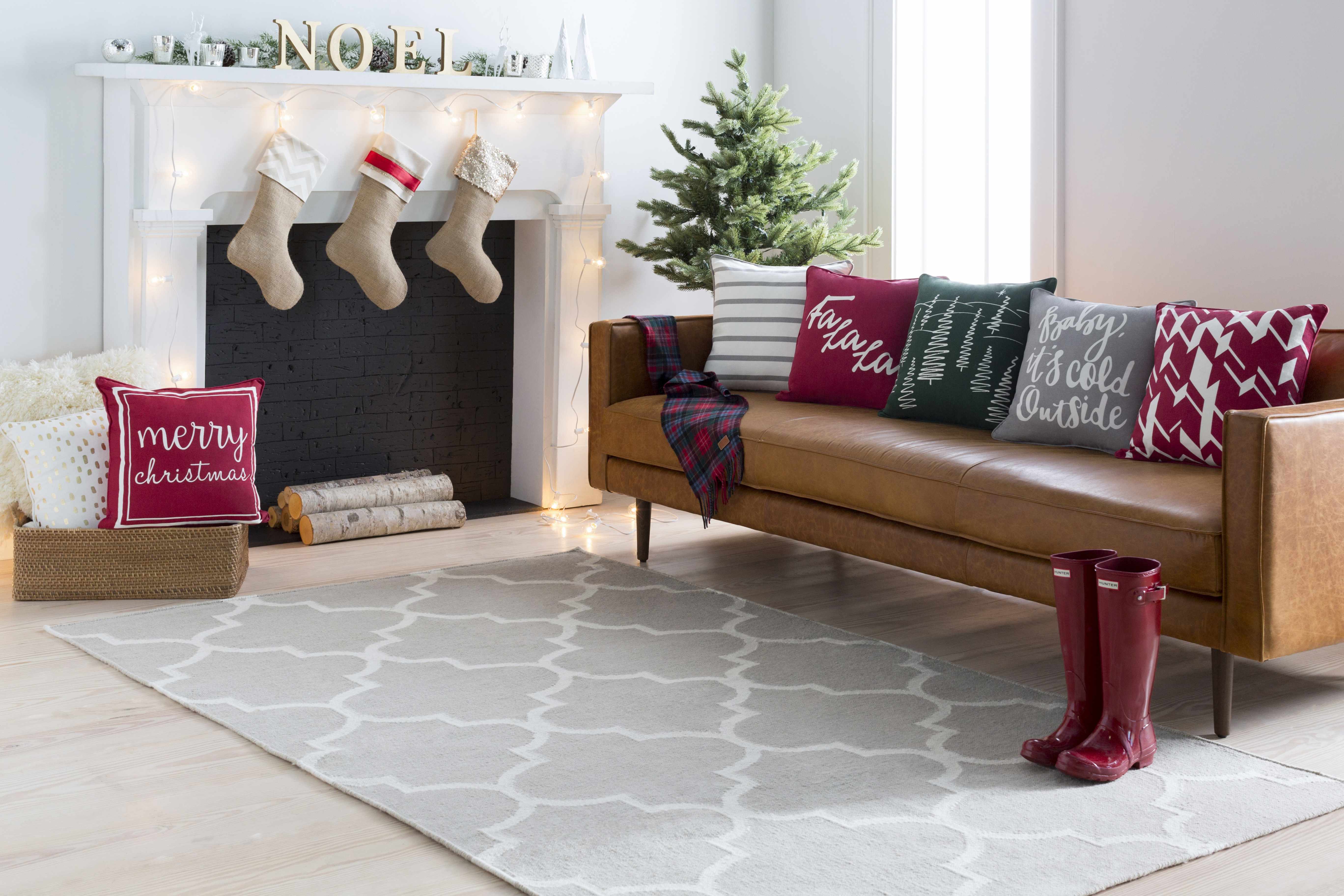 Wanneroo Throw Pillow - Clearance-3