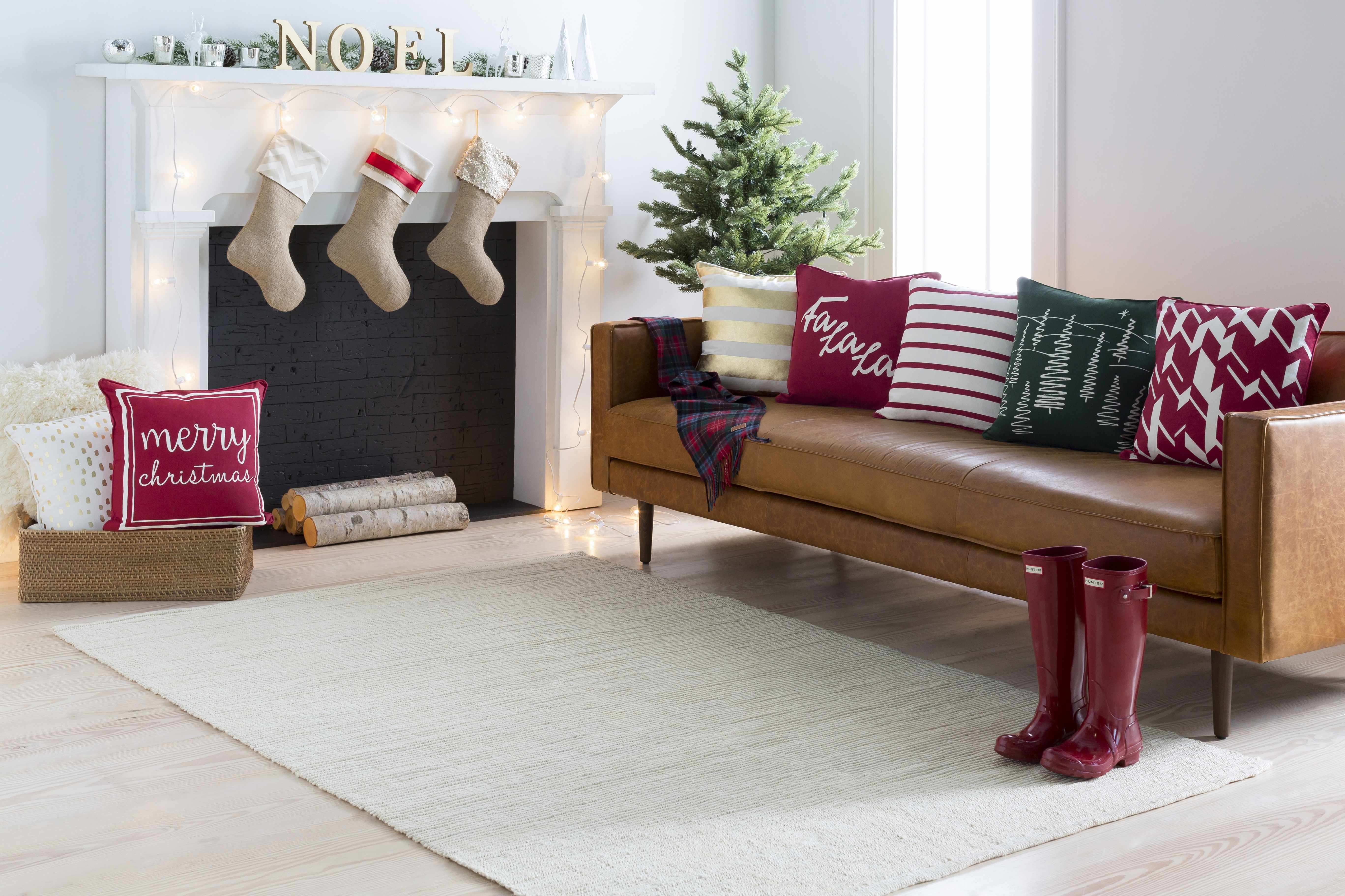 Wanneroo Throw Pillow - Clearance-4