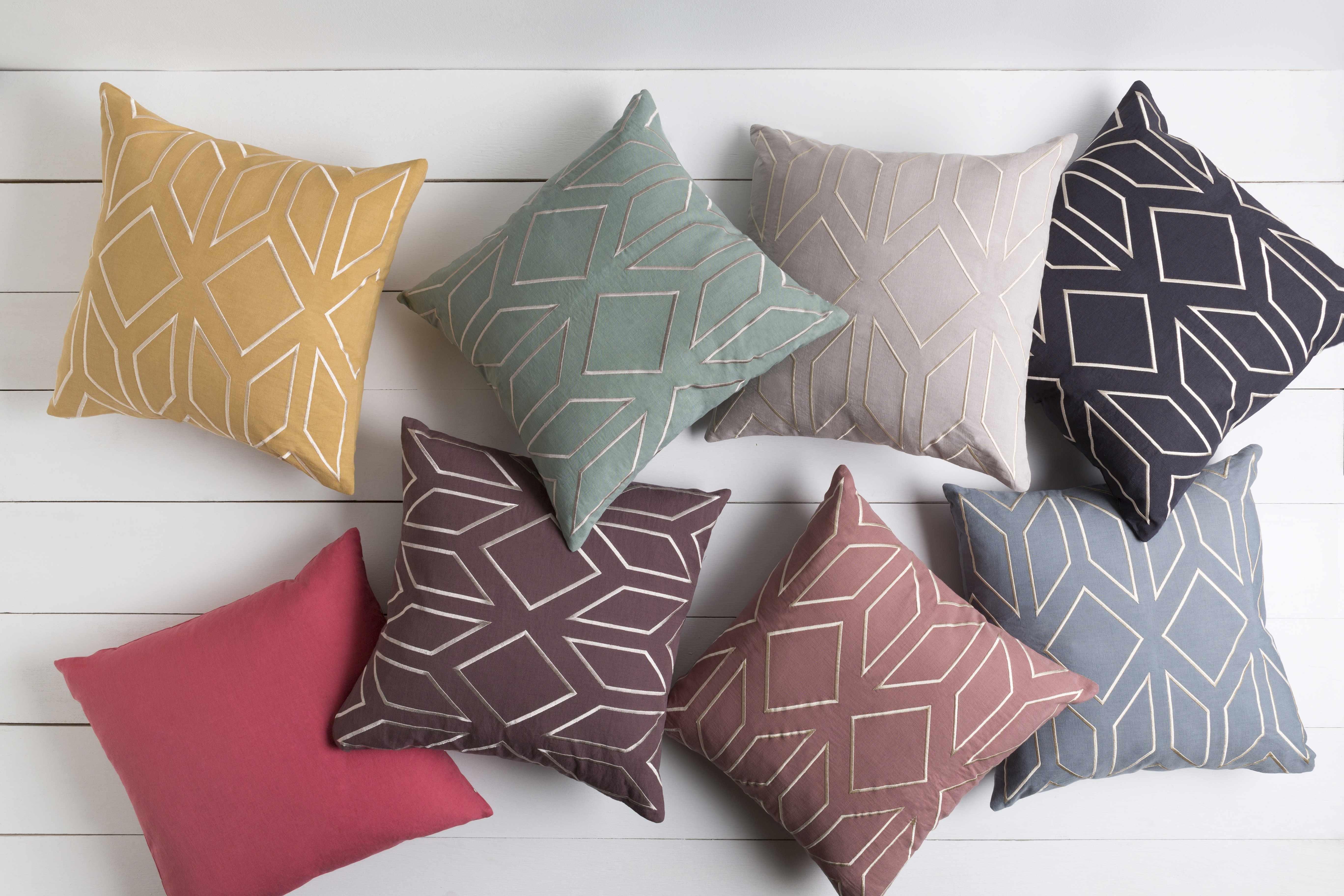 Isleworth Throw Pillow - Clearance - PRHOMZ