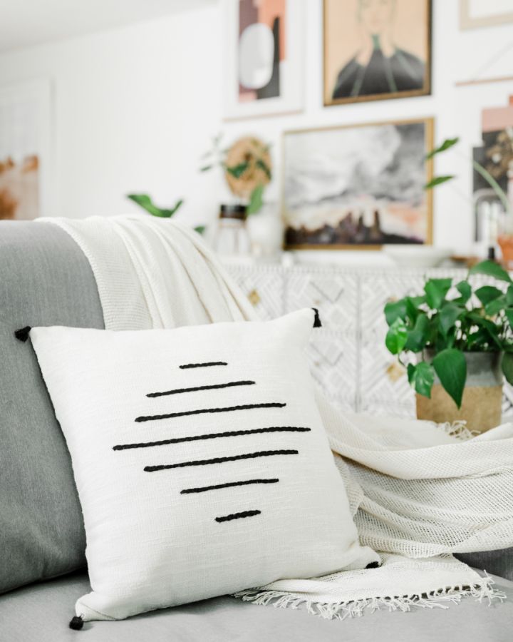 18" Hela Throw Pillow-3