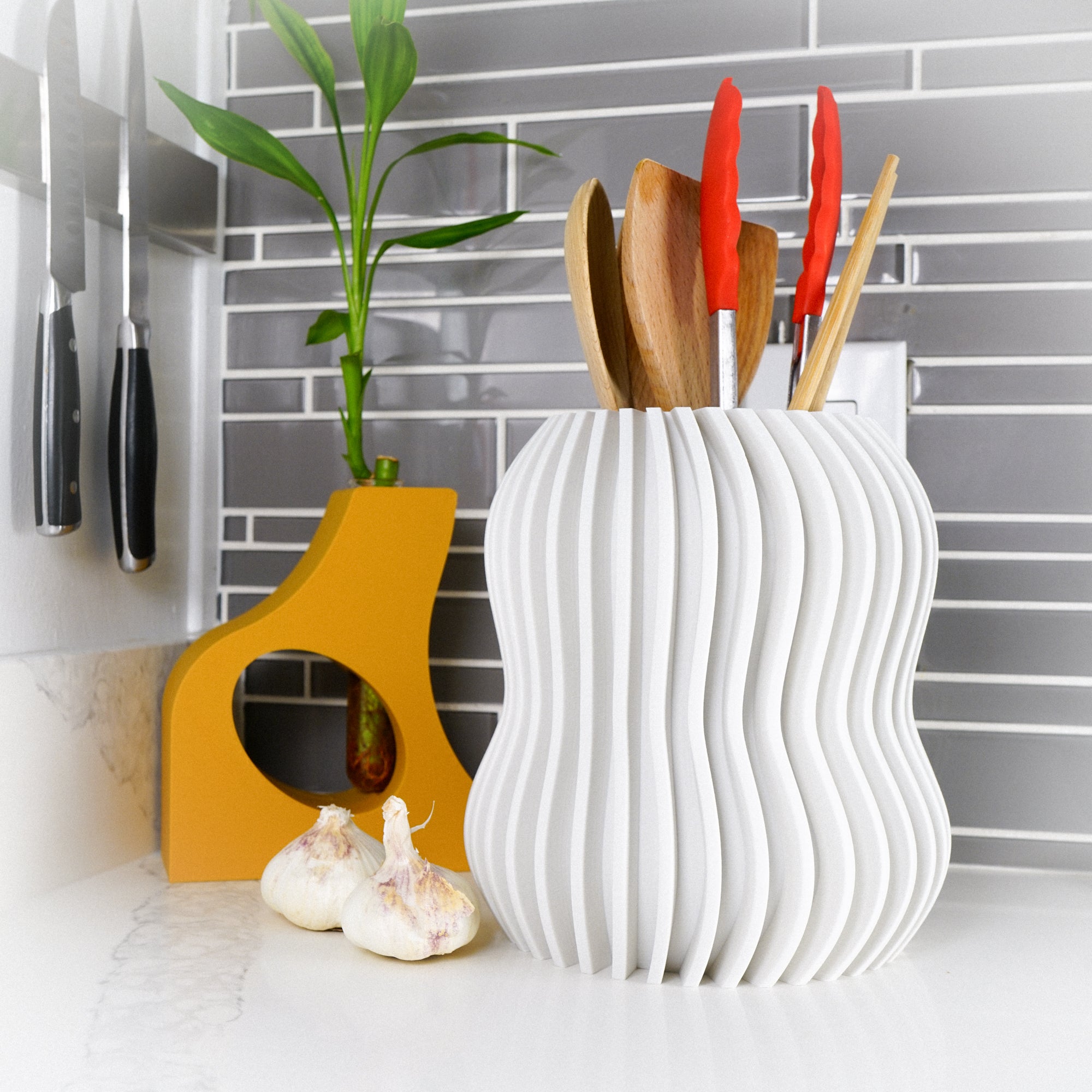 Cadre Kitchen Organizer