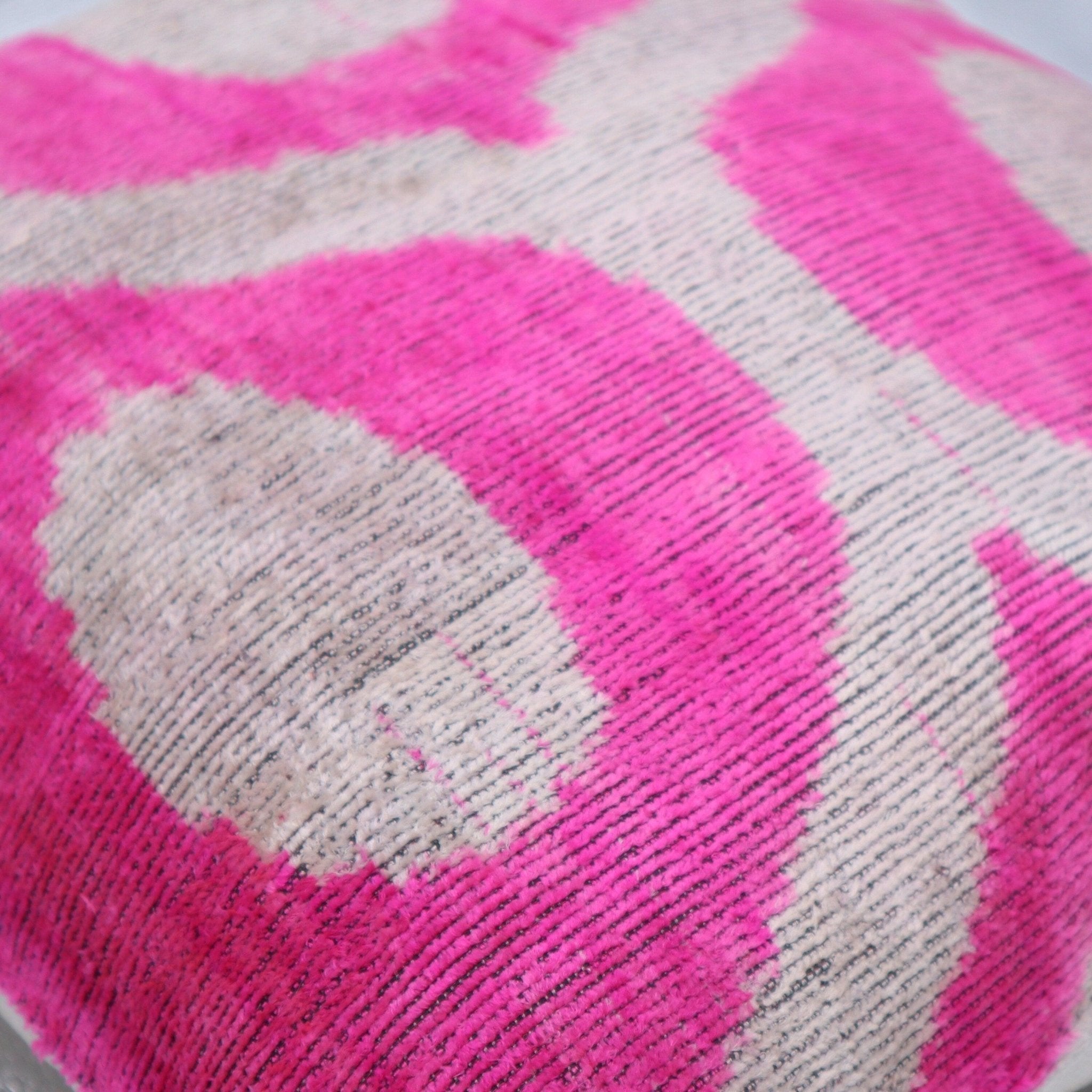 Canvello Velvet Pink Ivory Pillow | 16 x 16 in (40 x 40 cm)-3