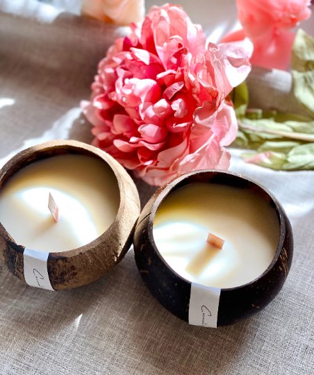 Coconut Wax Candle in Coconut Shell-4