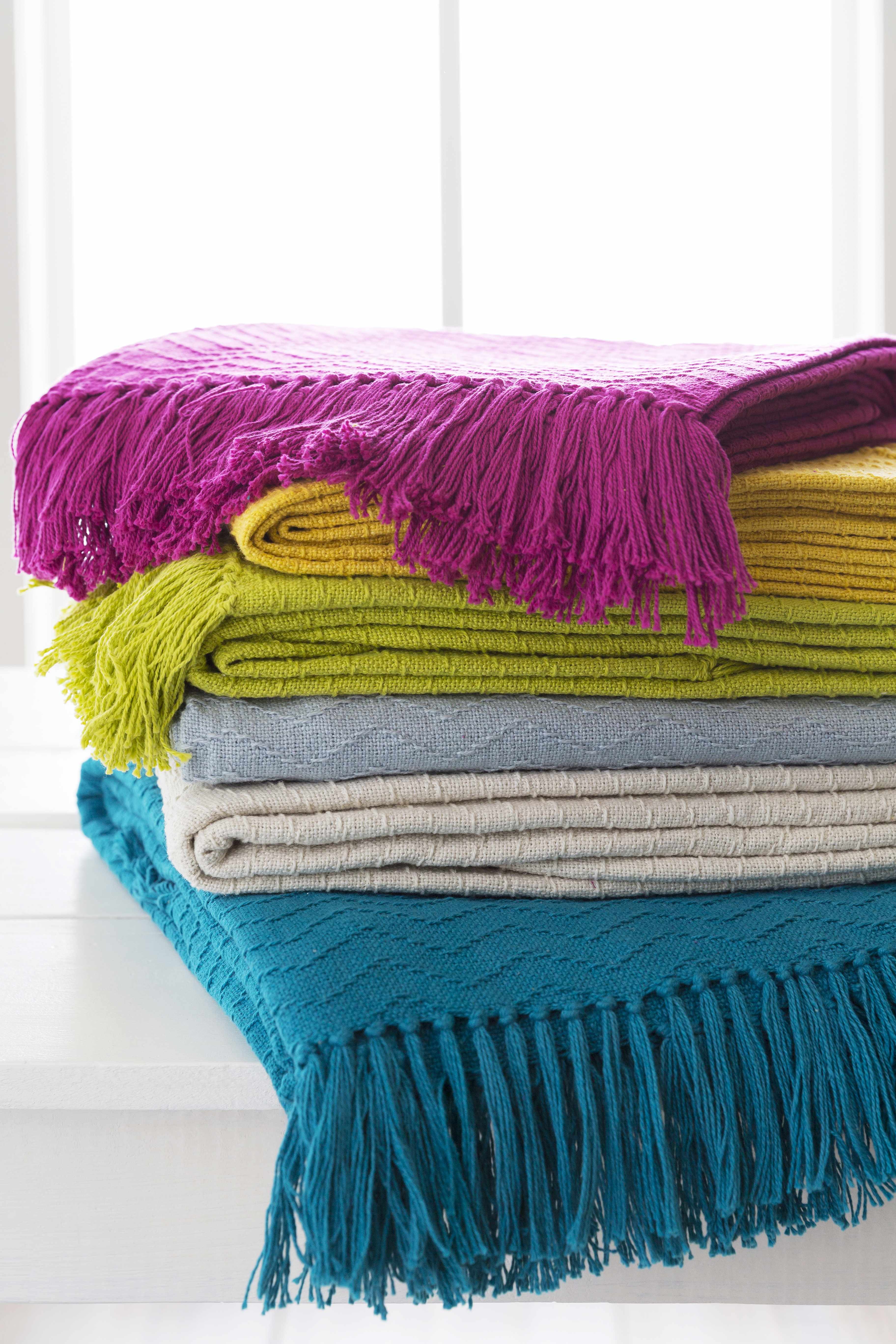 Chiconcuac Magenta Throw Blanket-4