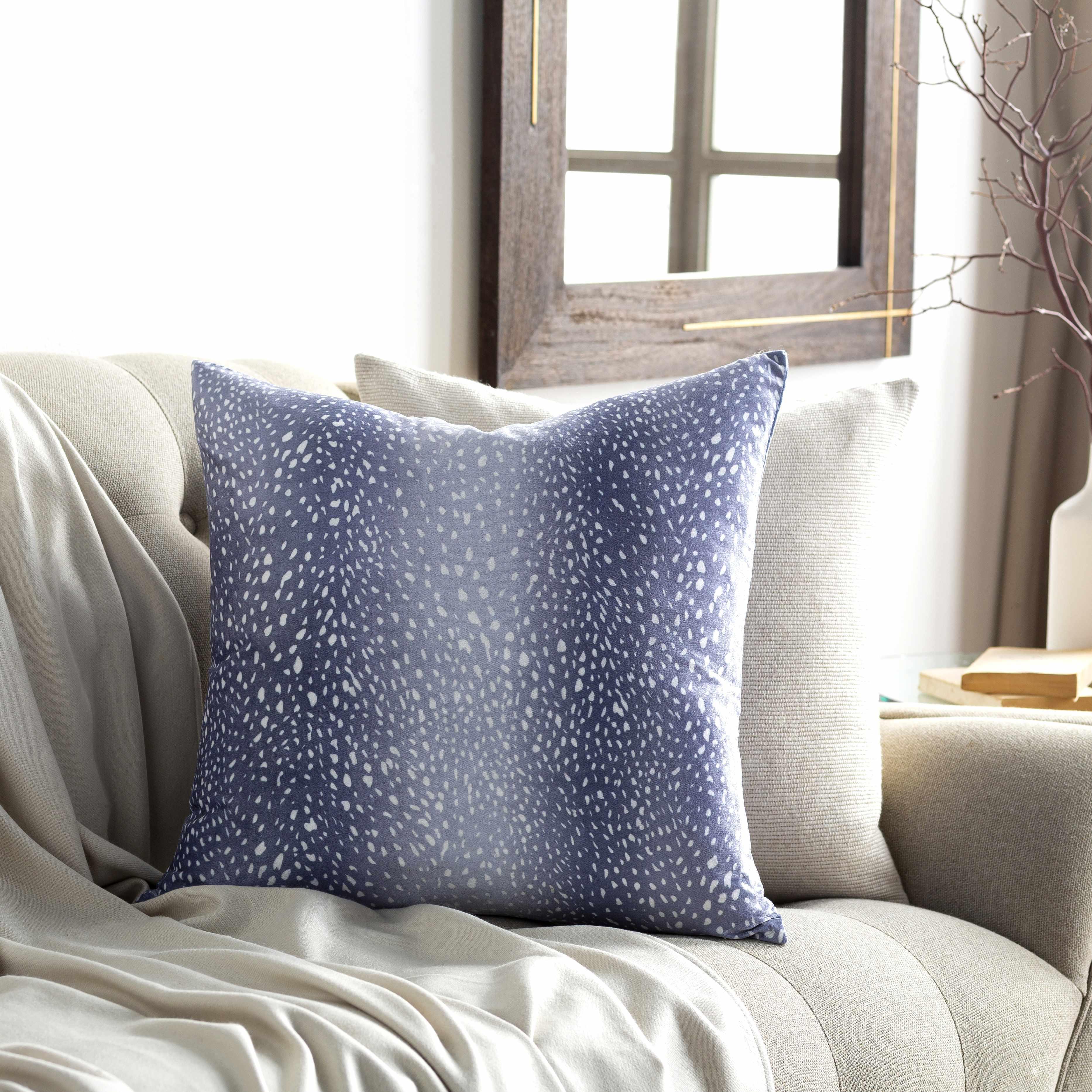 Dassun Throw Pillow - Clearance - PRHOMZ