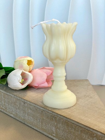 Elegant Tulip Candle Holder Scented Candle-3