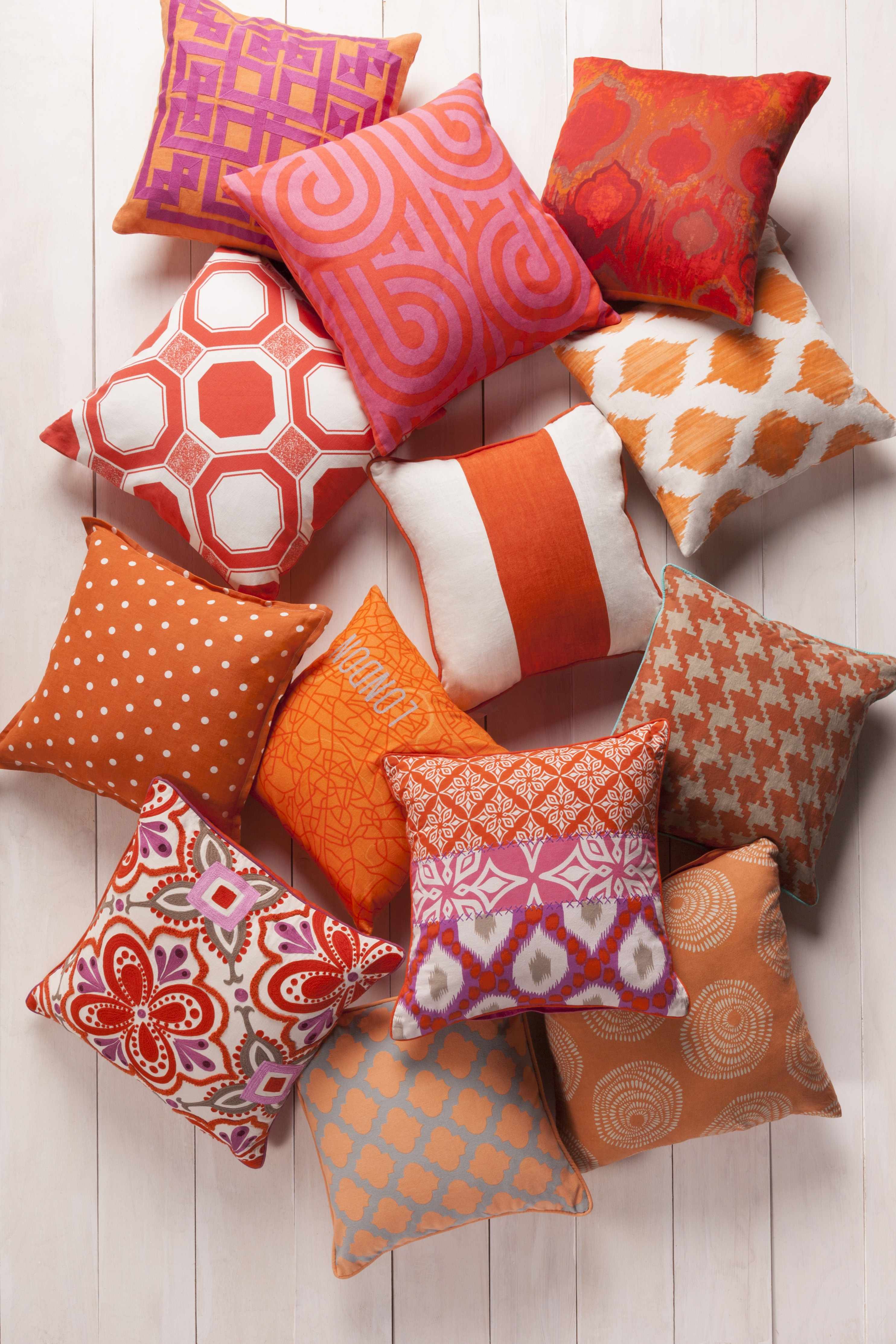 Telarah Throw Pillow - Clearance-4