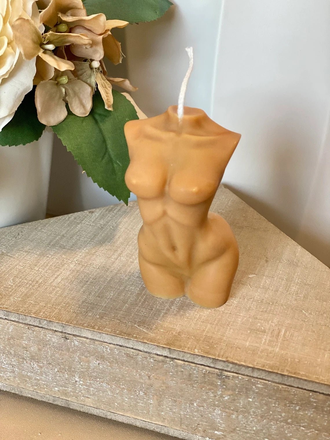 Female Body Sculpture Soy Wax Scented Candle-4