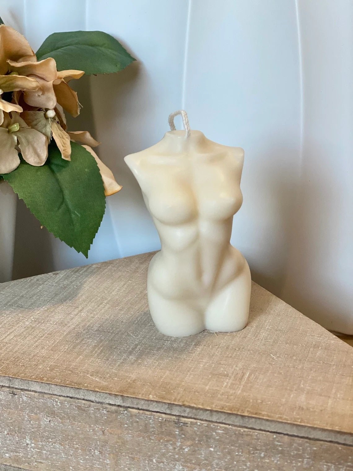 Female Body Sculpture Soy Wax Scented Candle-2