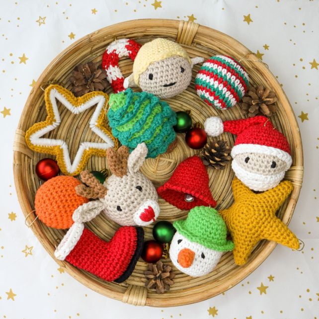 DIY Crochet Kit Christmas Balls PAK260-0