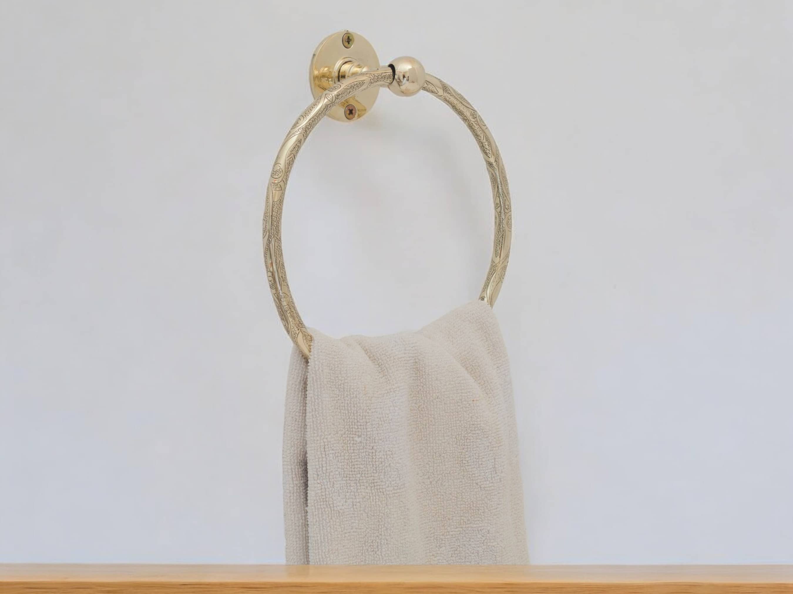 Elegant Brass Towel Holder for Bathroom - Stylish Wall-Mounted Towel Rack-0