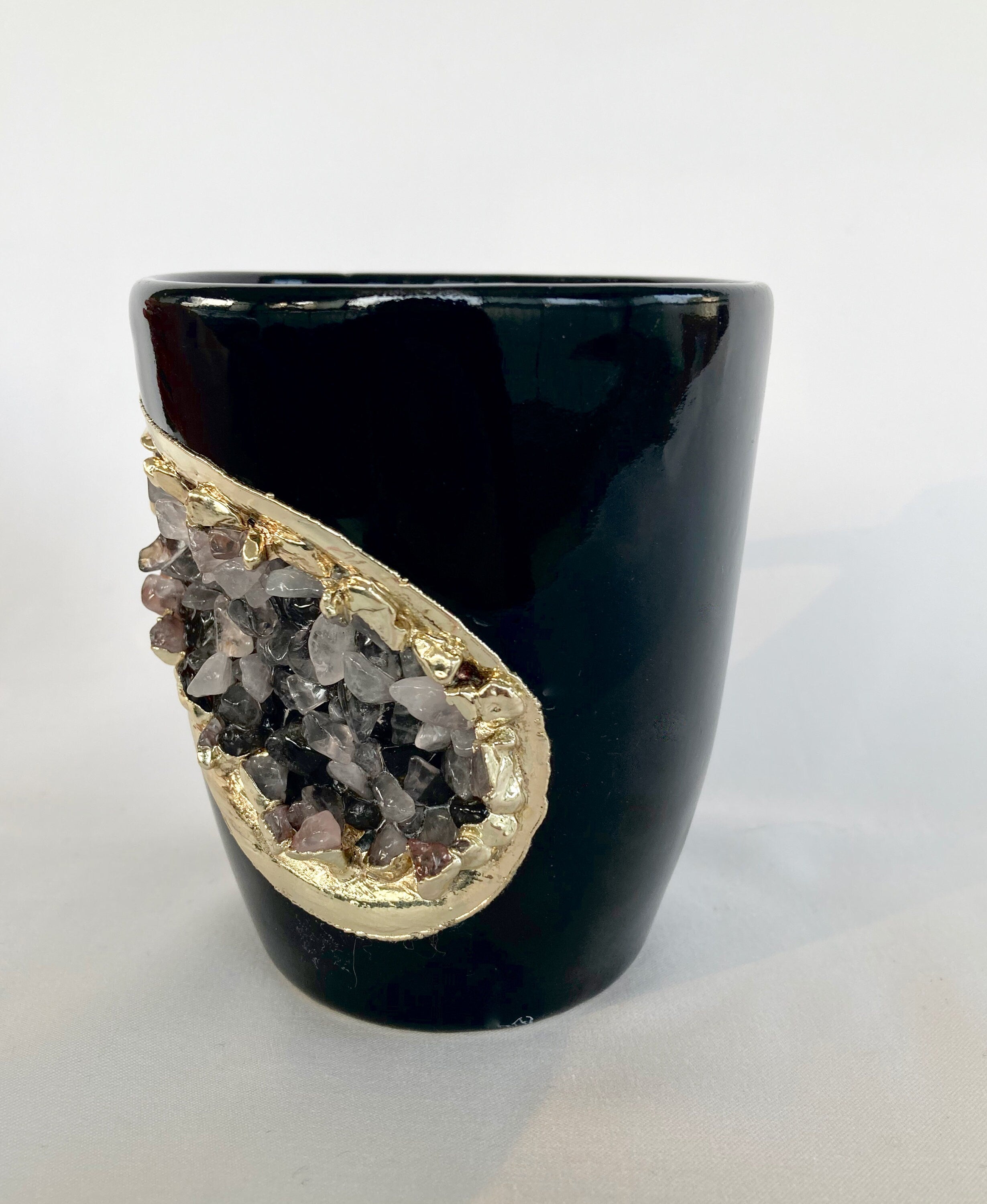 Personalised Black and Gold Ceramic Coffee/Tea Mug with Rose Quartz Semi-precious Agate Crystal Gemstones | 8 oz-2