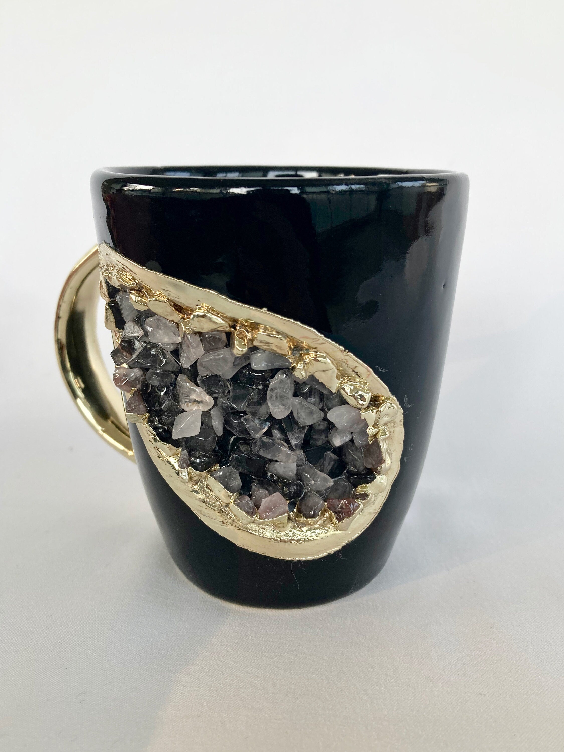 Personalised Black and Gold Ceramic Coffee/Tea Mug with Rose Quartz Semi-precious Agate Crystal Gemstones | 8 oz-1