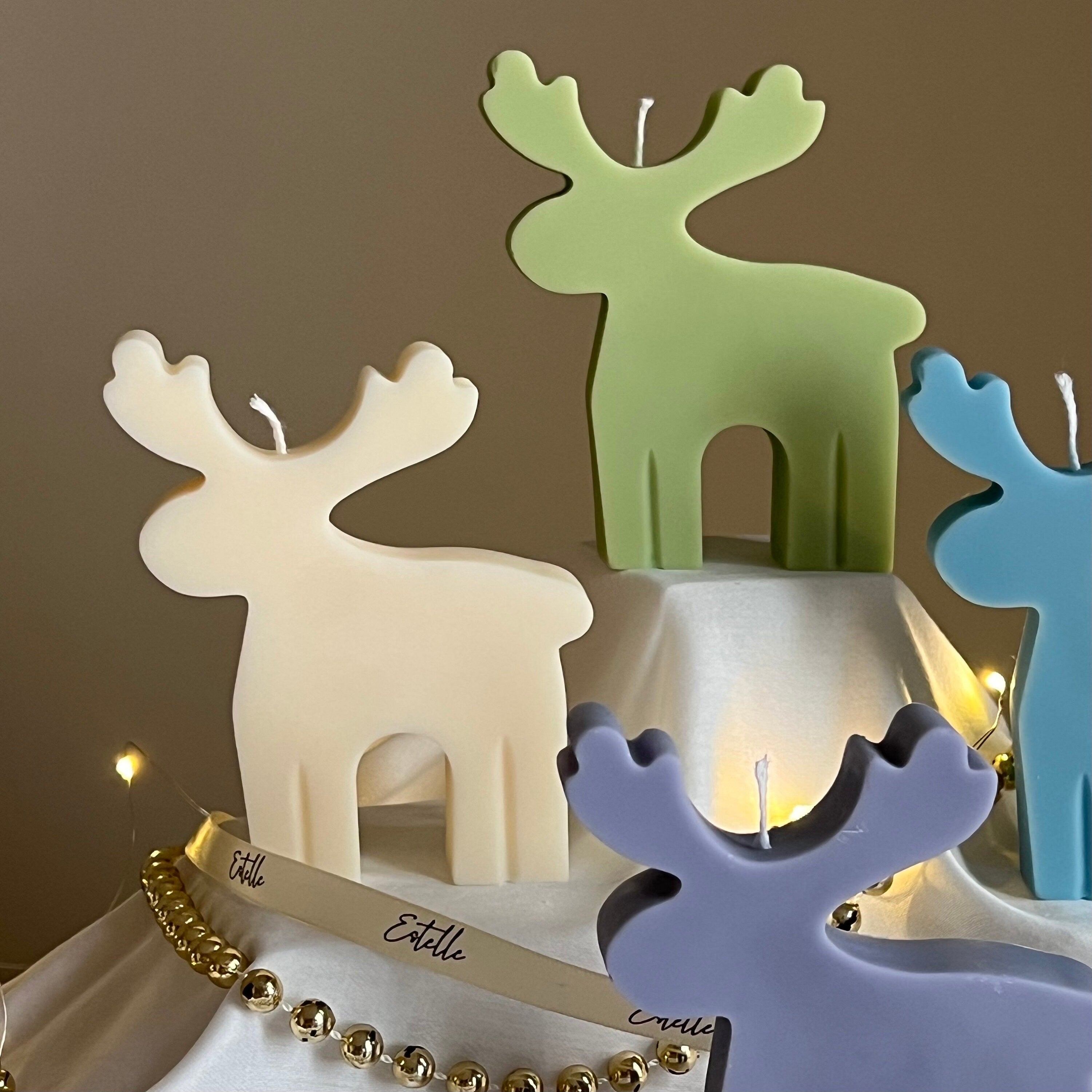 Christmas Reindeer Candle-2