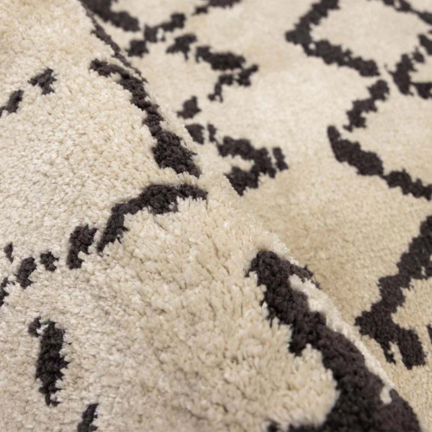 Cream and Black - Handcrafted Rug/Carpet | Pure Wool | Hand Tufted | High Pile | High Density | Yarn Dyed-1