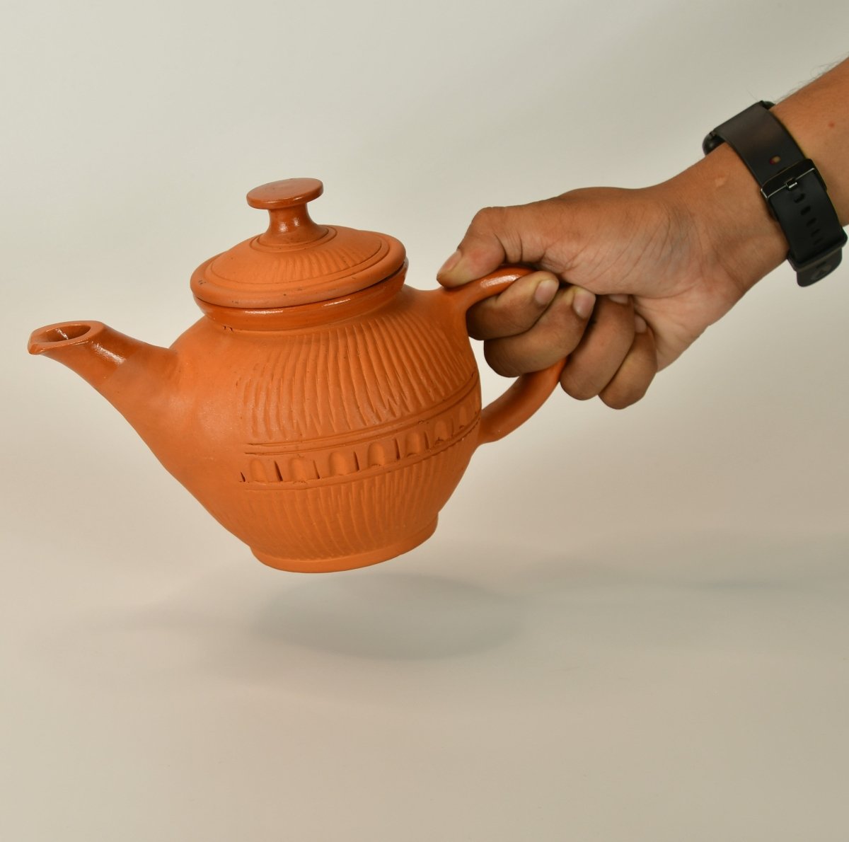 Sowpeace Terracotta Kettle: Artful Fusion for Home and Kitchen-3