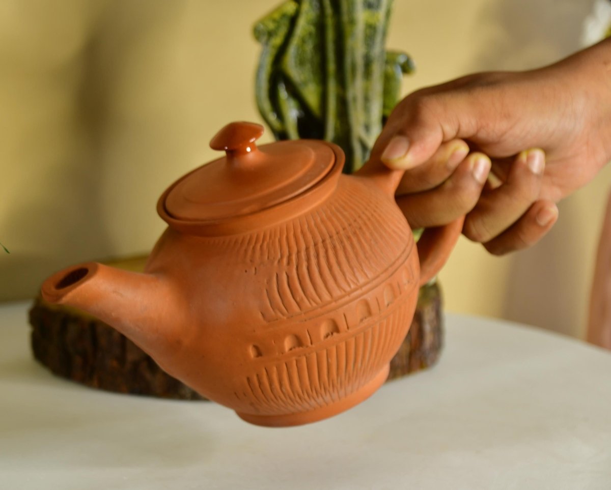 Terracotta Kettle: Artisan Charm for Home and Kitchen-3