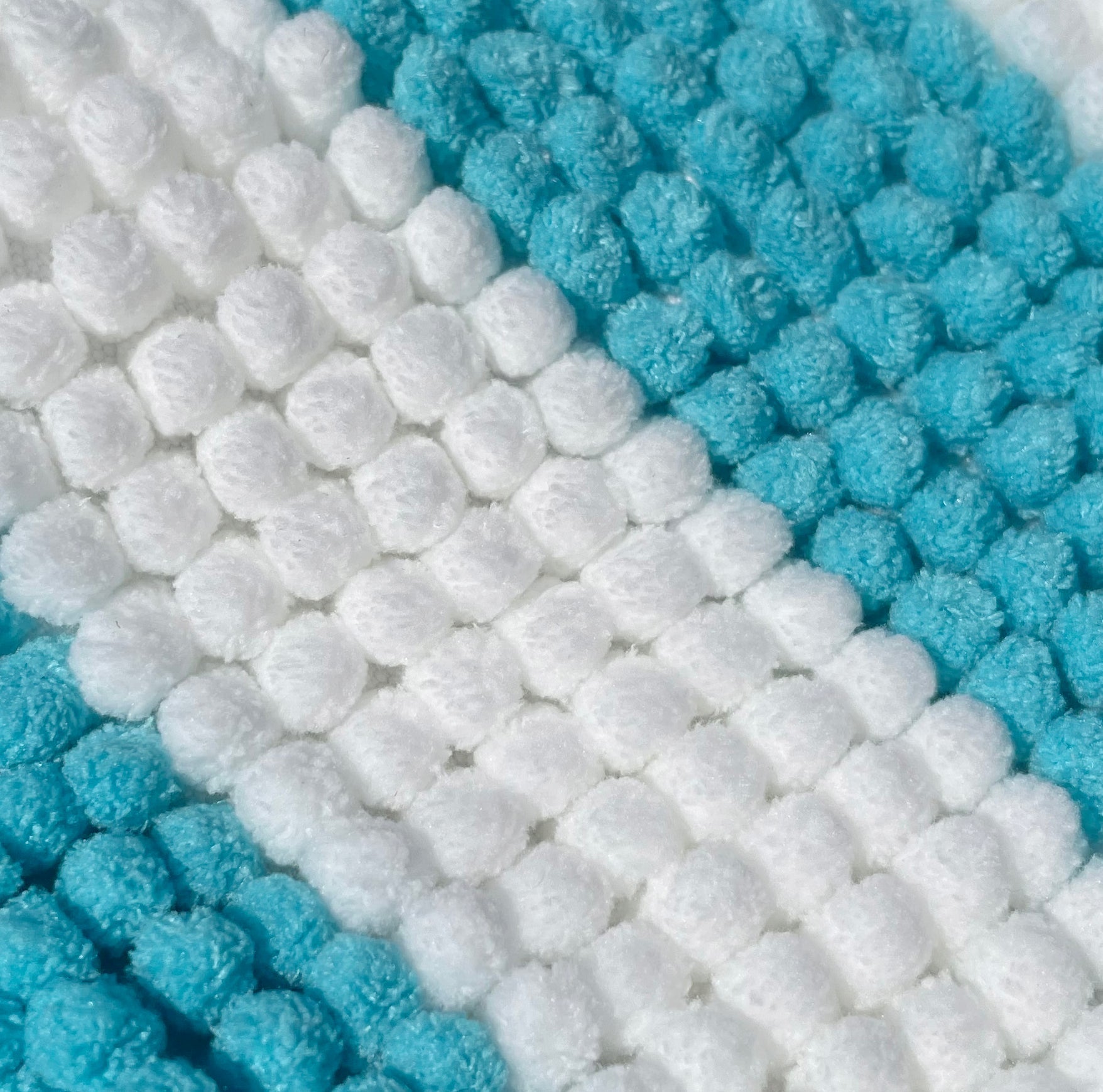 2 Piece Set Light Blue Stripe Soft Cozy Plush Chenille Bath Mat Bathroom Rug