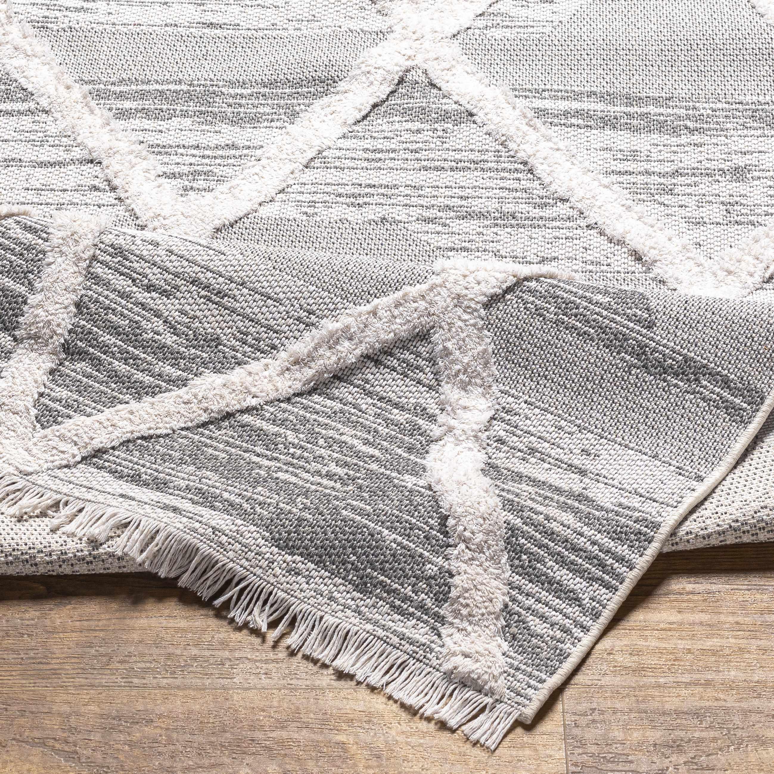 Mata Area Rug - PRHOMZ