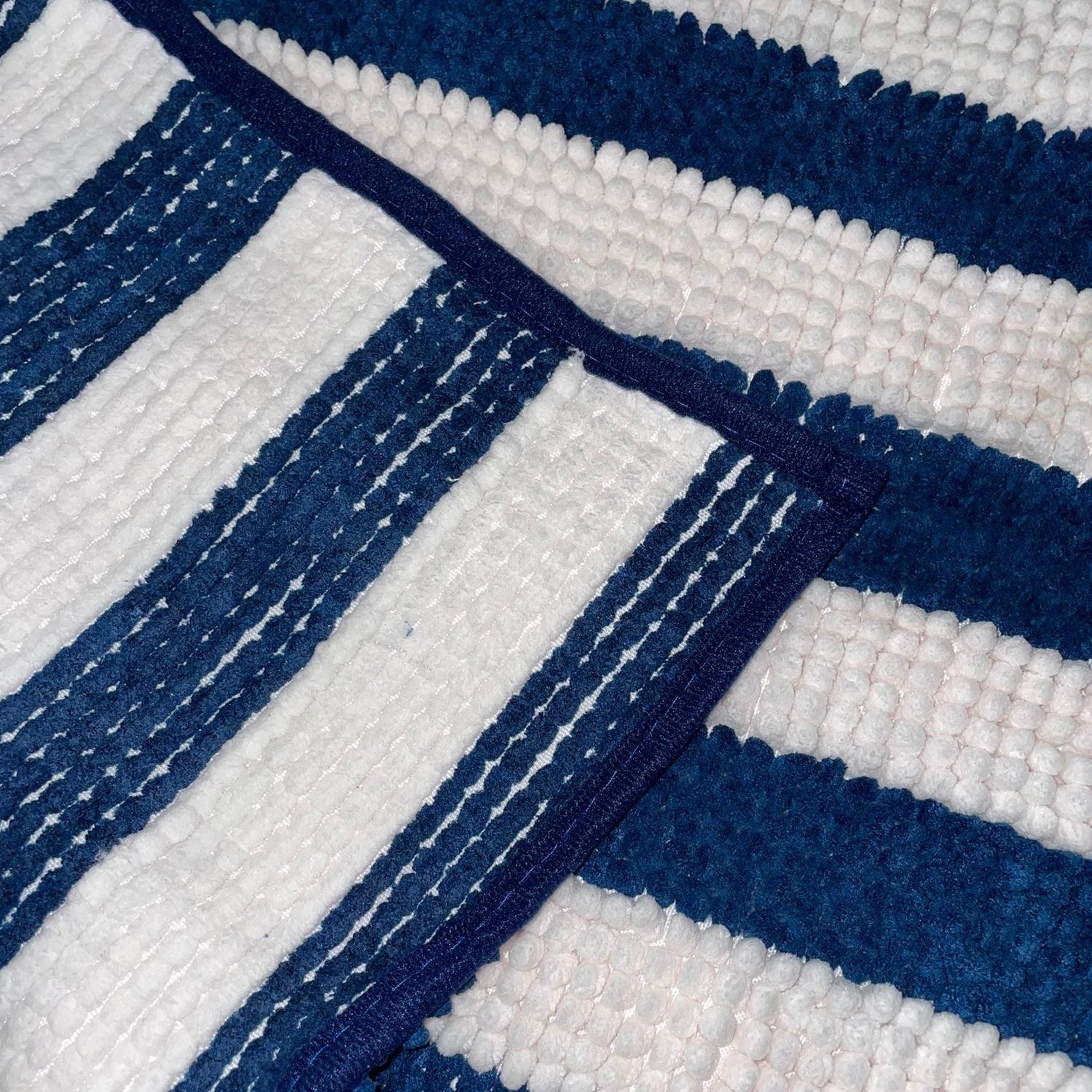 Large 2 Piece Set Blue White Stripe Soft Cozy Plush Chenille Bath Mat Bathroom Rug