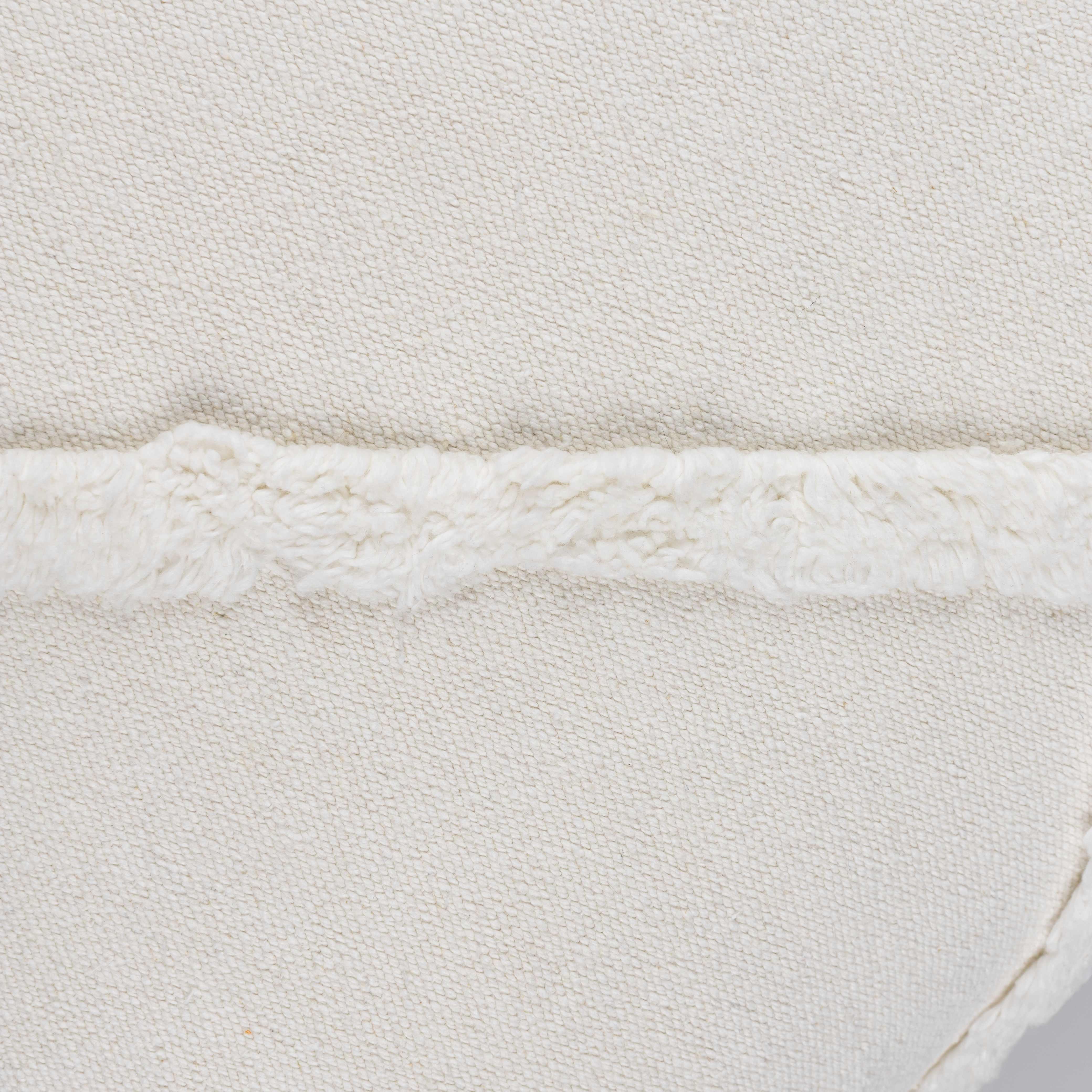 Noud Cream Square Throw Pillow - PRHOMZ