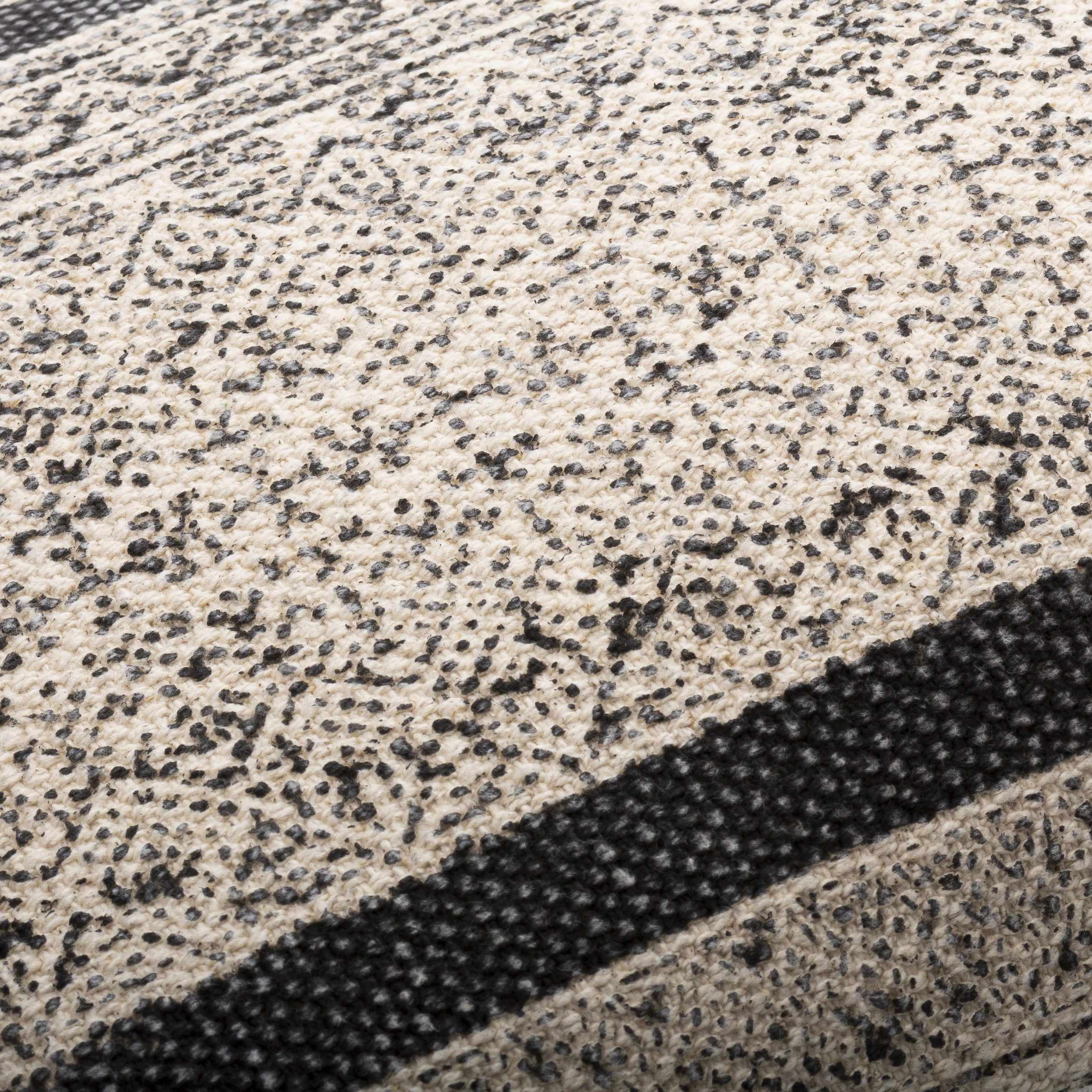 Payuhan Throw Pillow-3