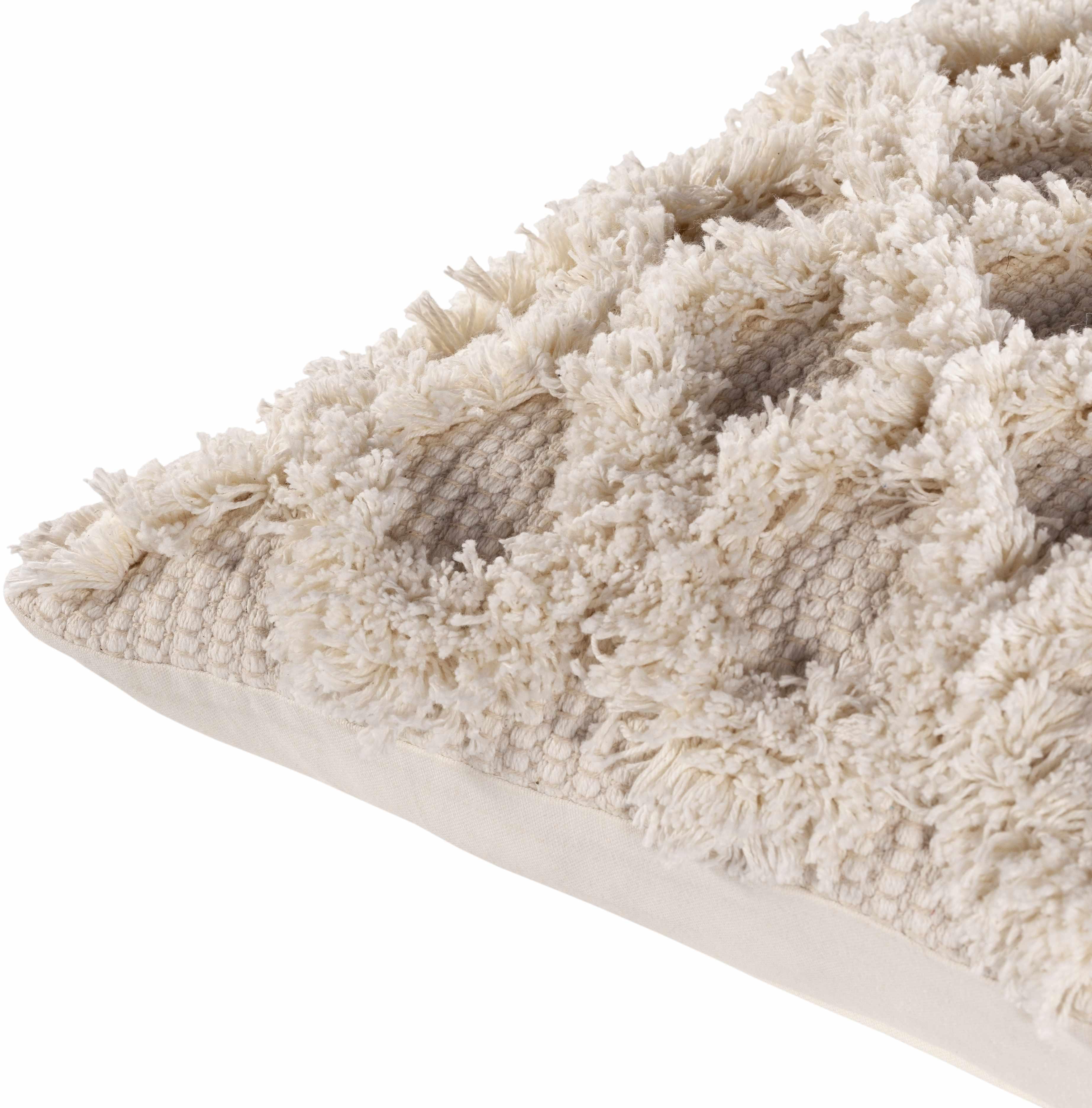 Pigcawayan Shaggy Diamond Accent Pillow - PRHOMZ