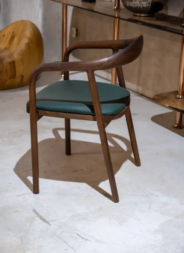 Luxury Solid Wood Chair Made Of Walnut C-2