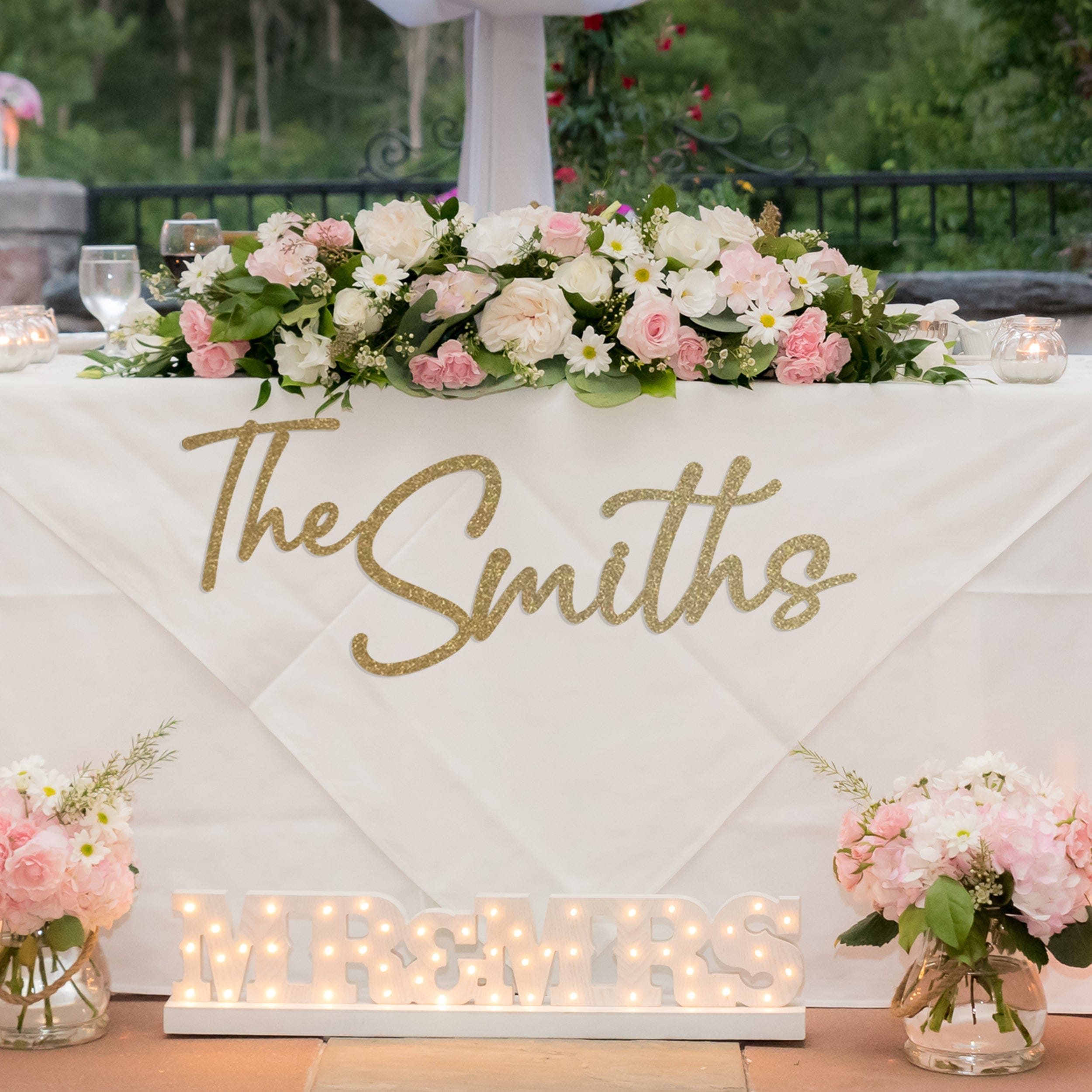 [COL] Signature Family Name Signs for Outdoors