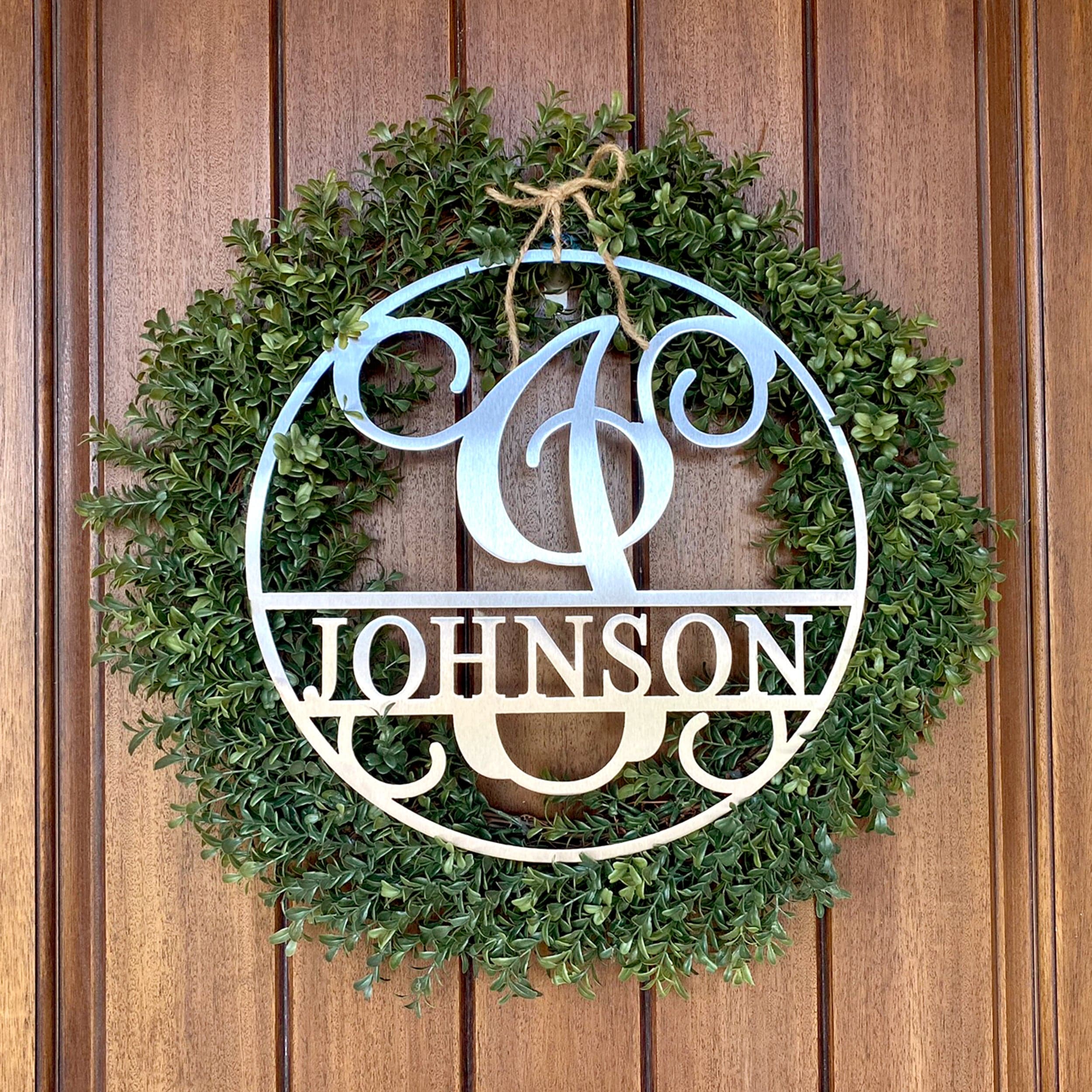 [COL] Circle Monogram With Name -  Monogram Last Name Signs for Home