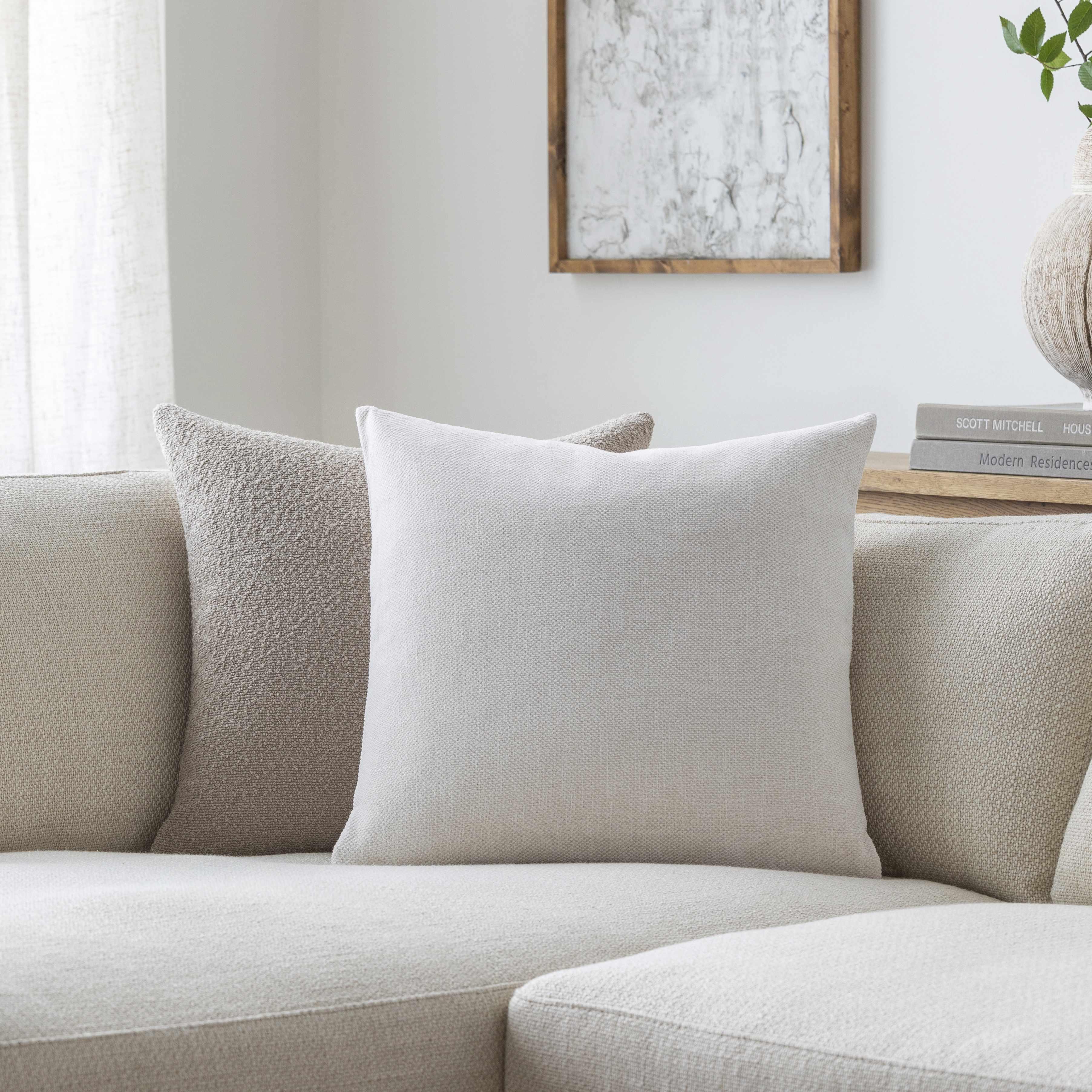 Reijo White Linen Look Accent Pillow - PRHOMZ
