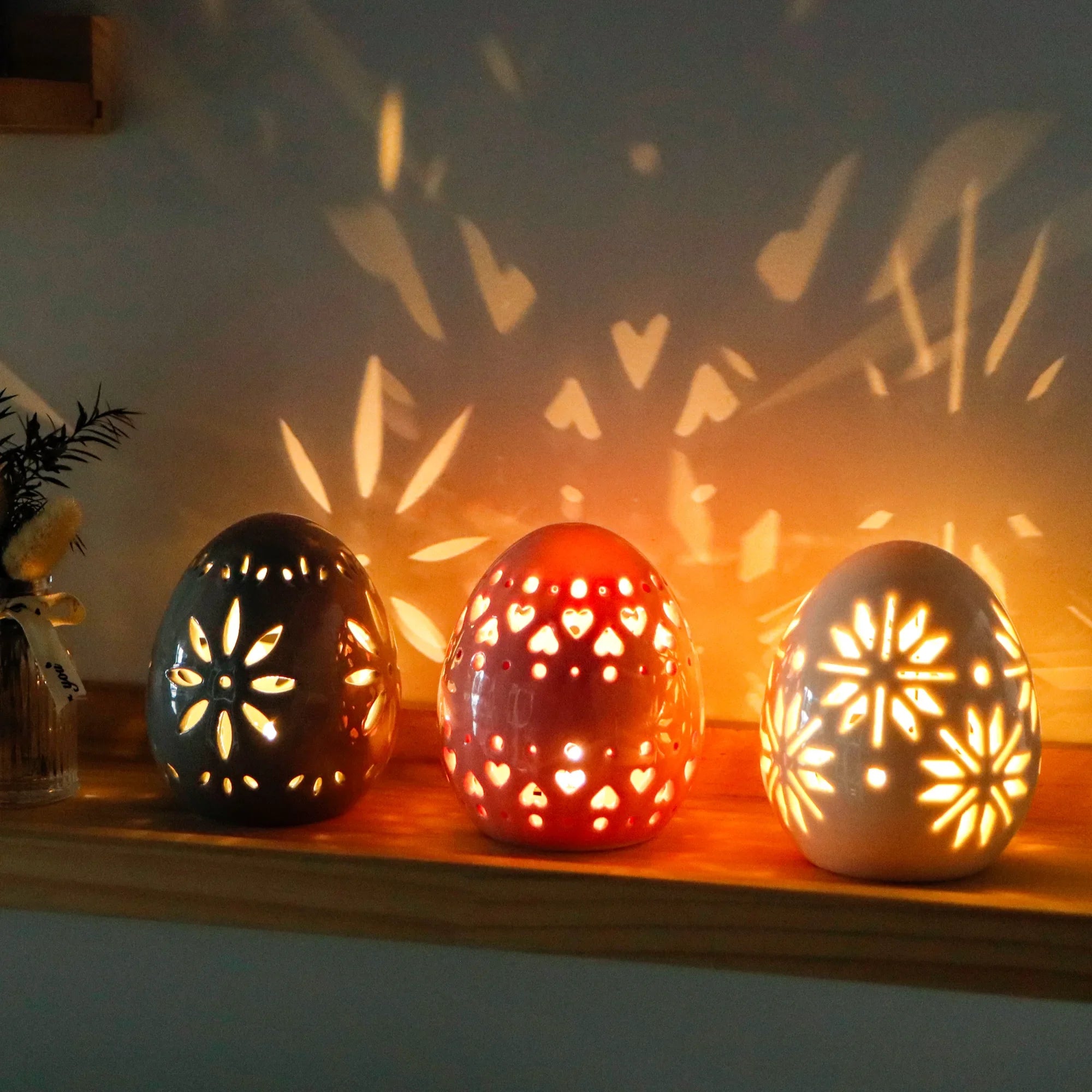 Set of 3 Ceramic Decorative Lamp 4" H(Egg)