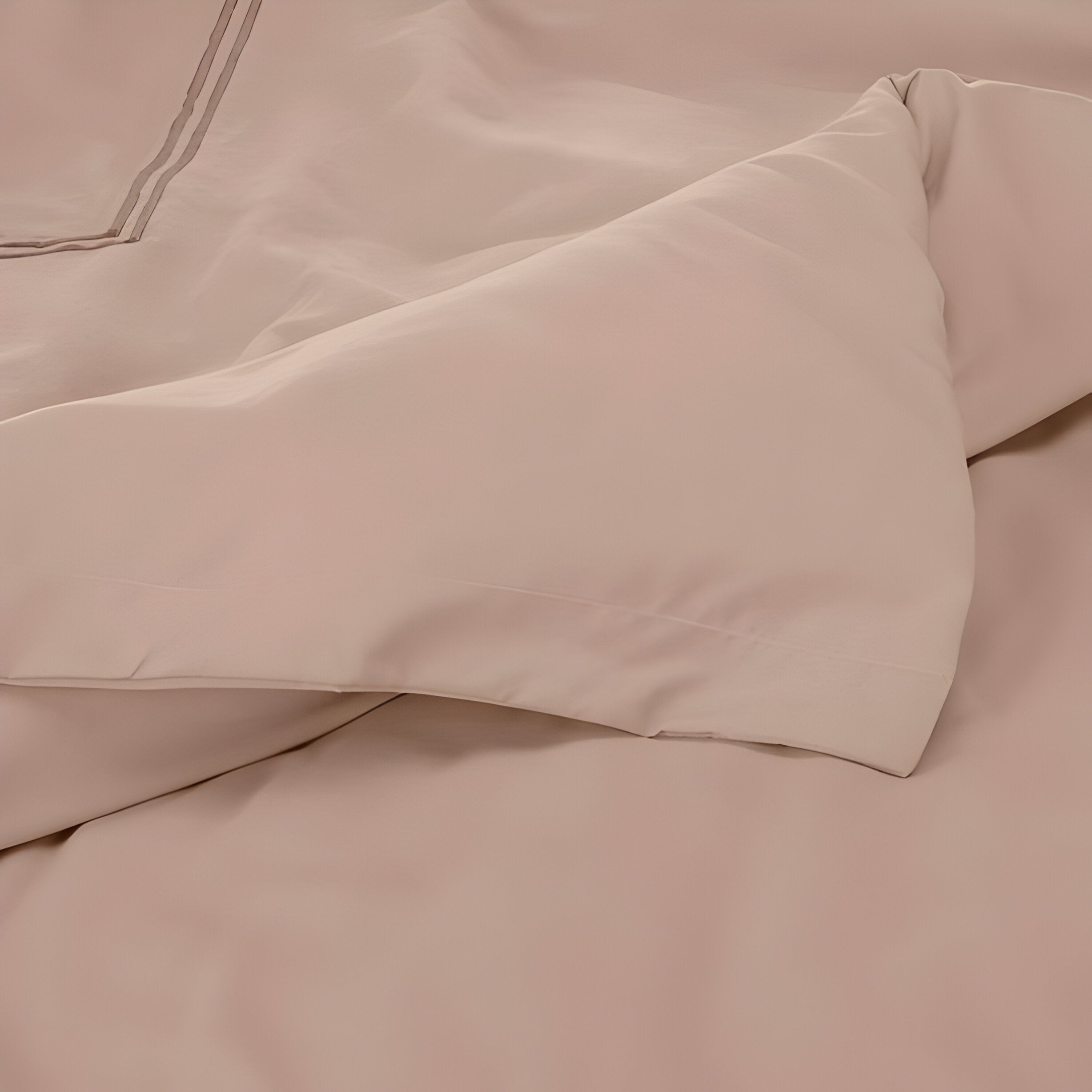 400TC Cotton Luxurious Double Embroidery Sateen Solid Duvet Cover Set