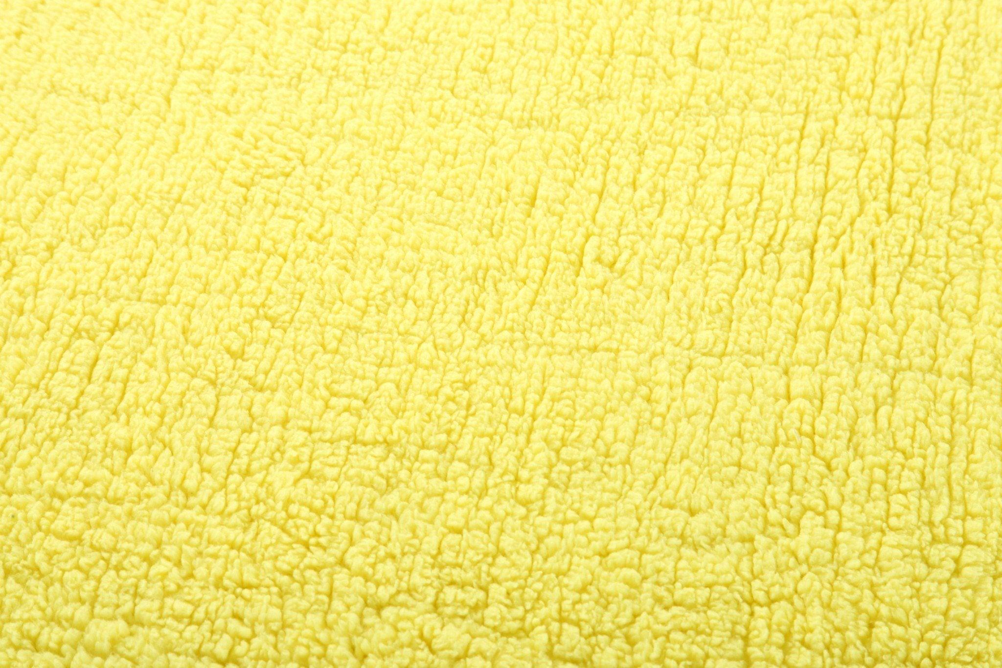 DaDa Bedding Happy Sunny Yellow Bright Quilted Ultra Sonic Reversible Throw Blanket Bedspread (BJ0107)
