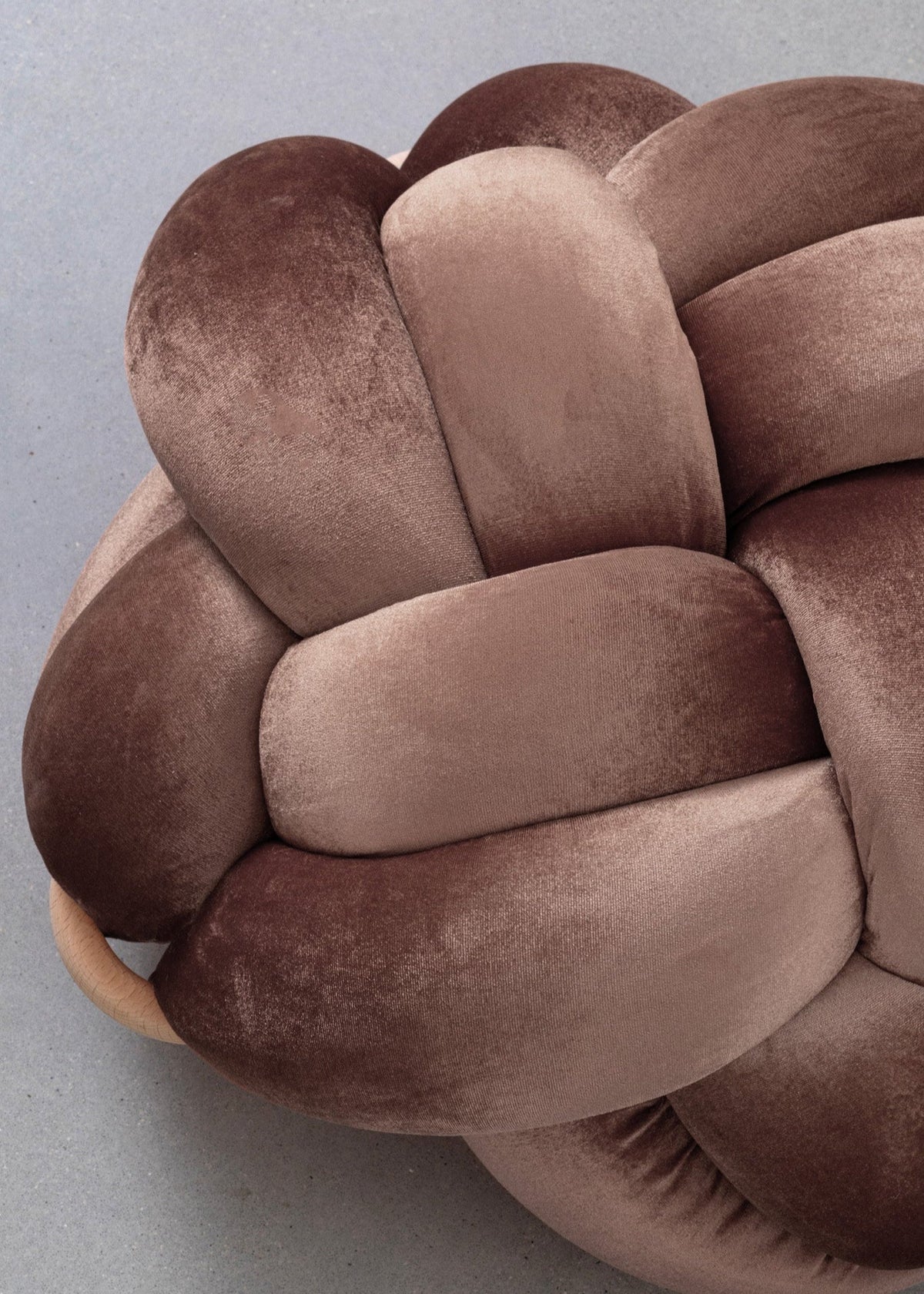 (M) Truffle Knot Ottoman