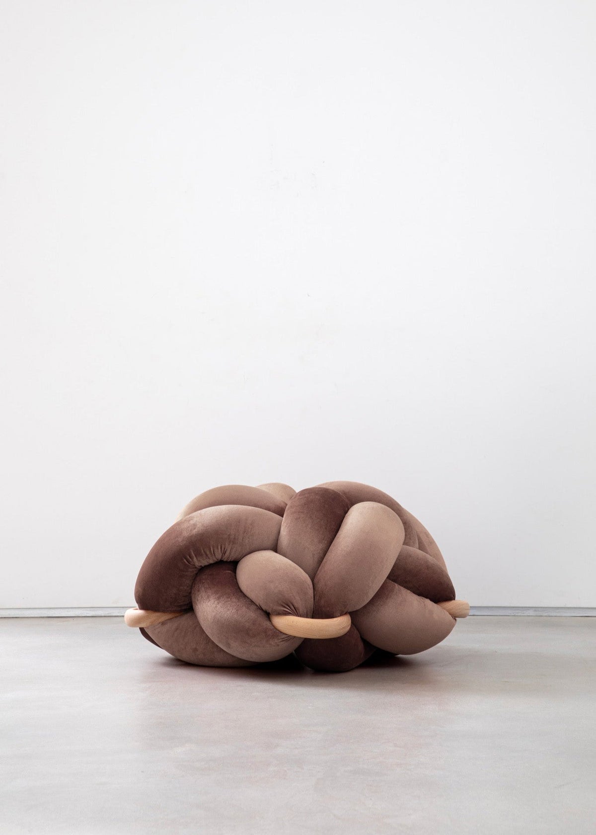(M) Truffle Knot Ottoman