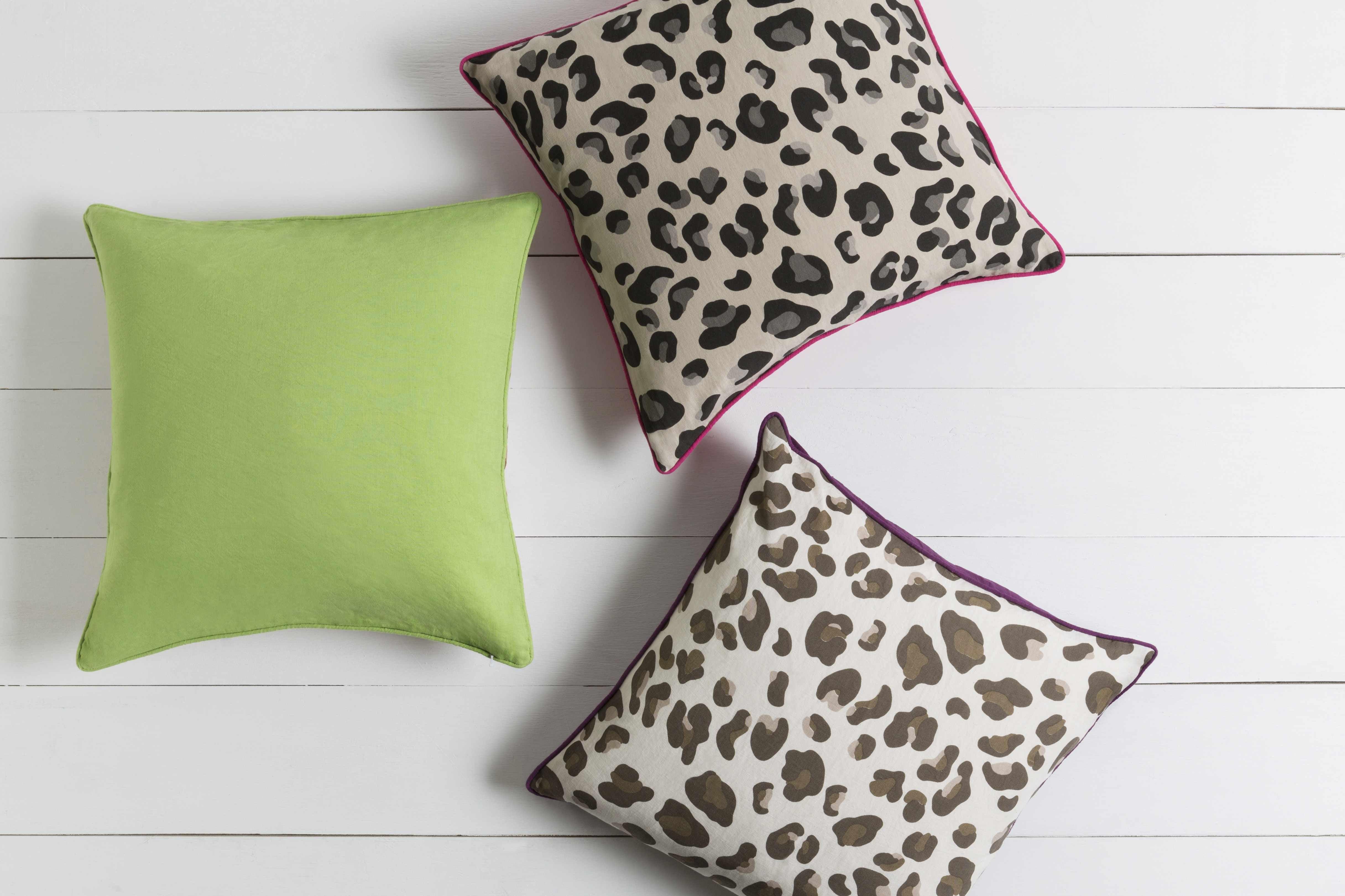 Woorree Throw Pillow - Clearance - PRHOMZ